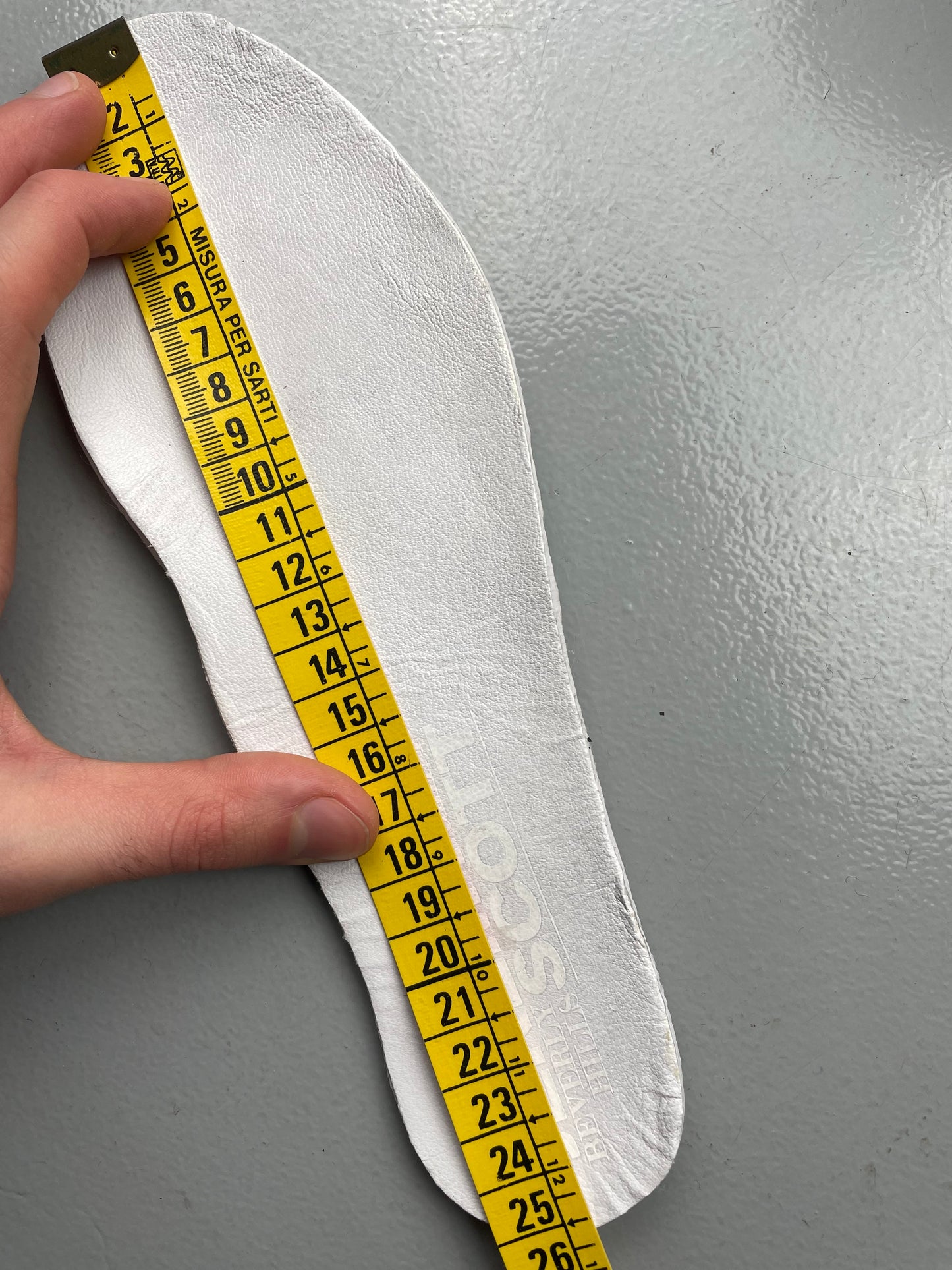 adidas Originals by Jeremy Scott X 2NE1 A/W 2011 JS Wings 2.0 "Satin" - size 39 1/3