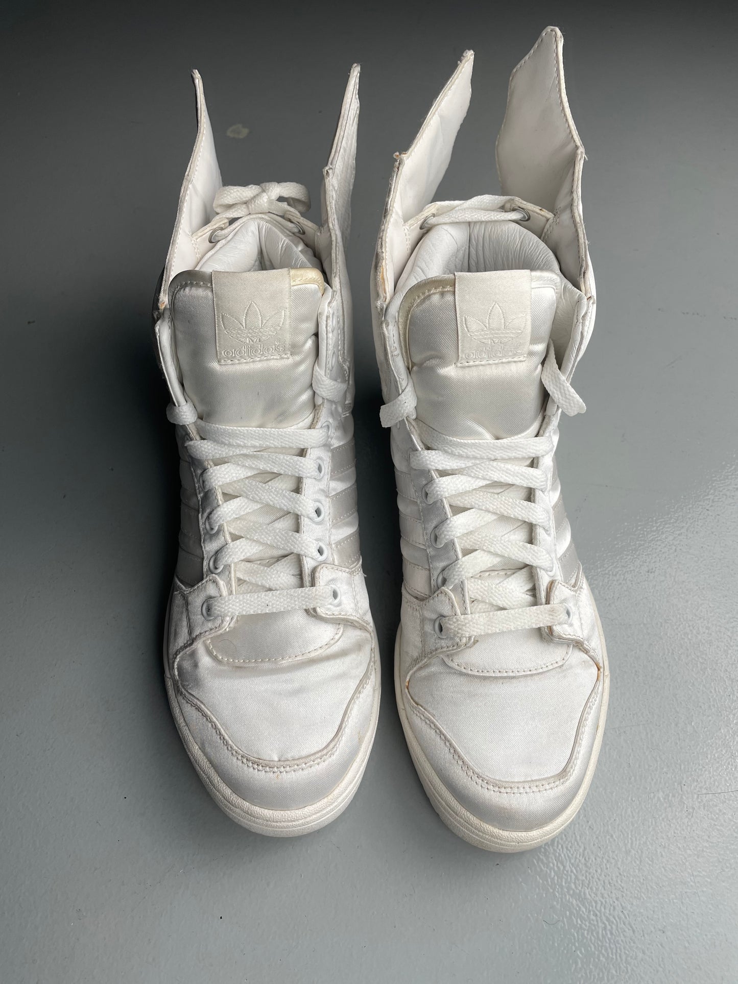 adidas Originals by Jeremy Scott X 2NE1 A/W 2011 JS Wings 2.0 "Satin" - size 39 1/3