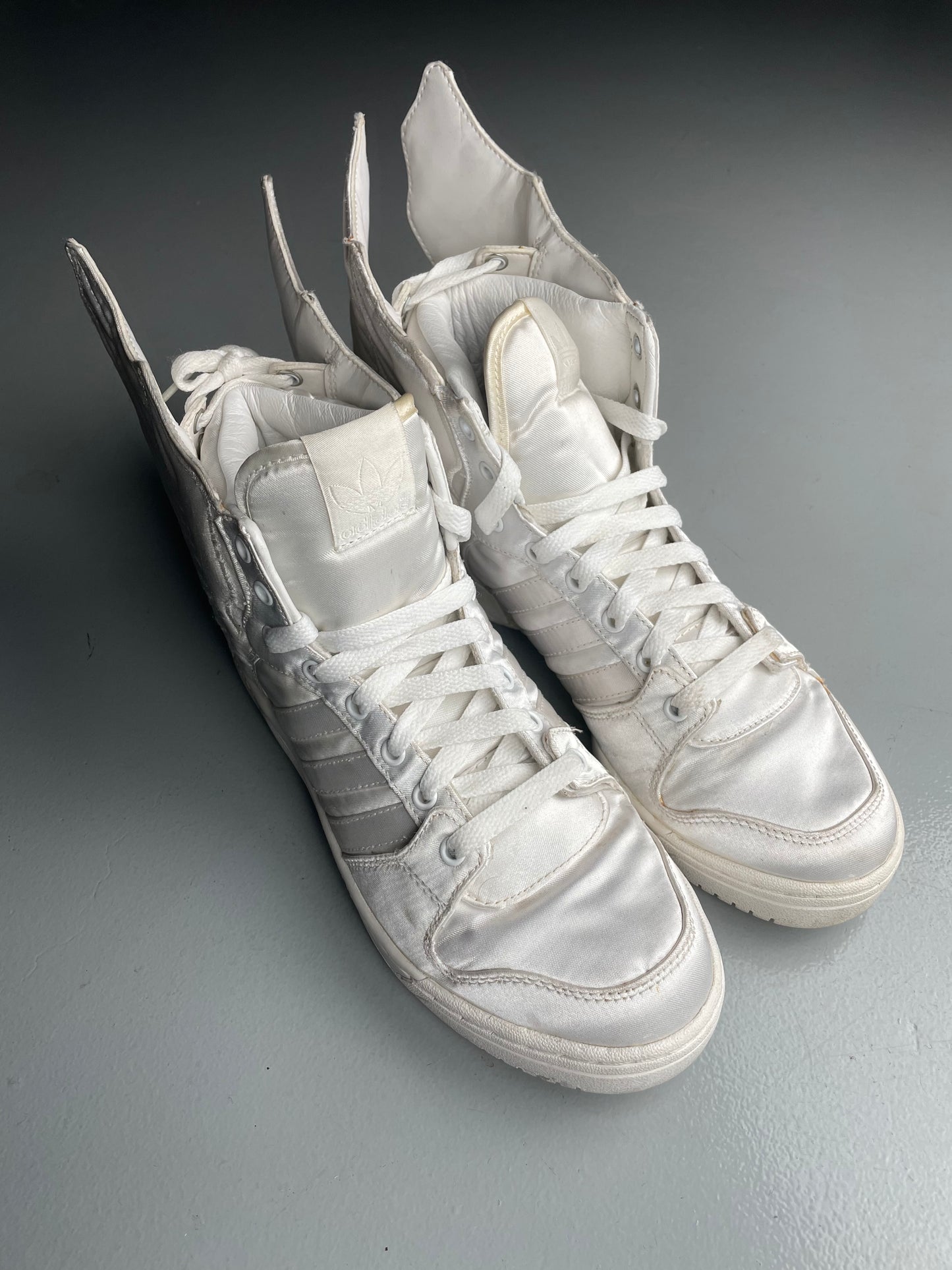 adidas Originals by Jeremy Scott X 2NE1 A/W 2011 JS Wings 2.0 "Satin" - size 39 1/3