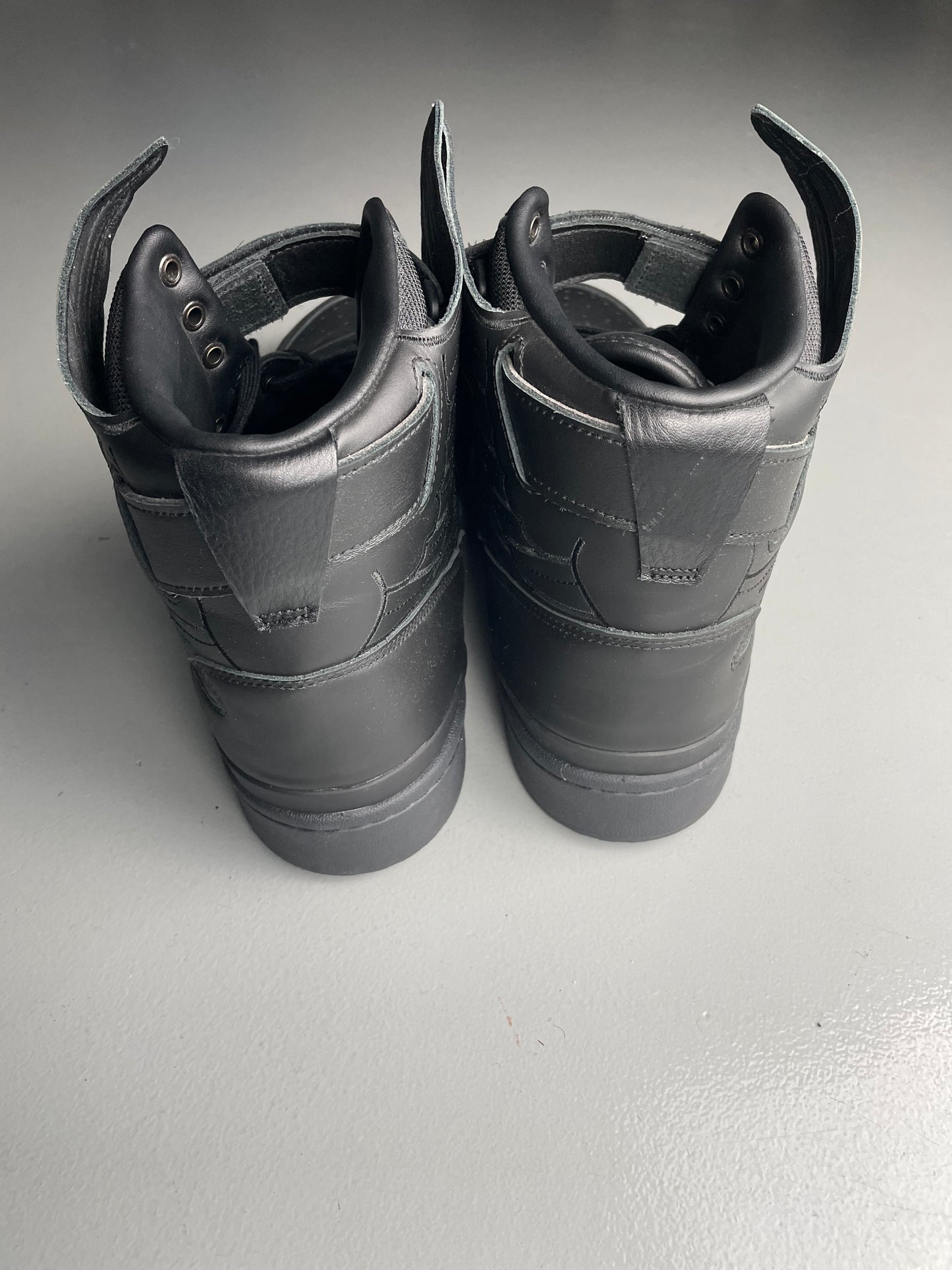 adidas Originals by Jeremy Scott 2022 JS Wings 4.0 (black) - size 48 2/3