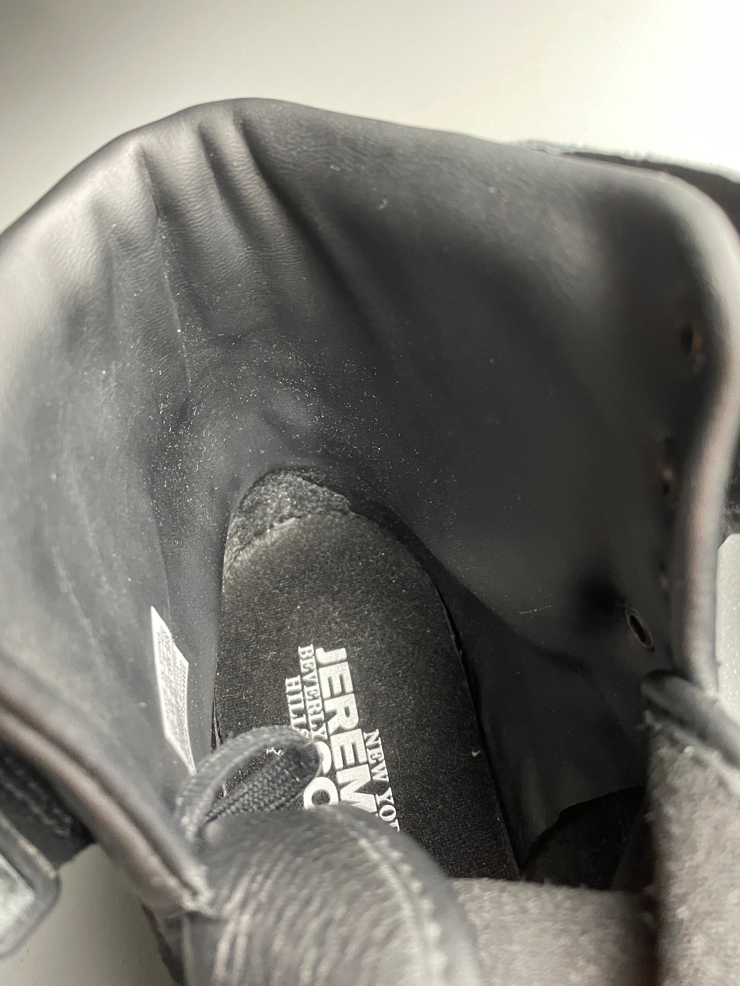 adidas Originals by Jeremy Scott 2022 JS Wings 4.0 (black) - size 48 2/3