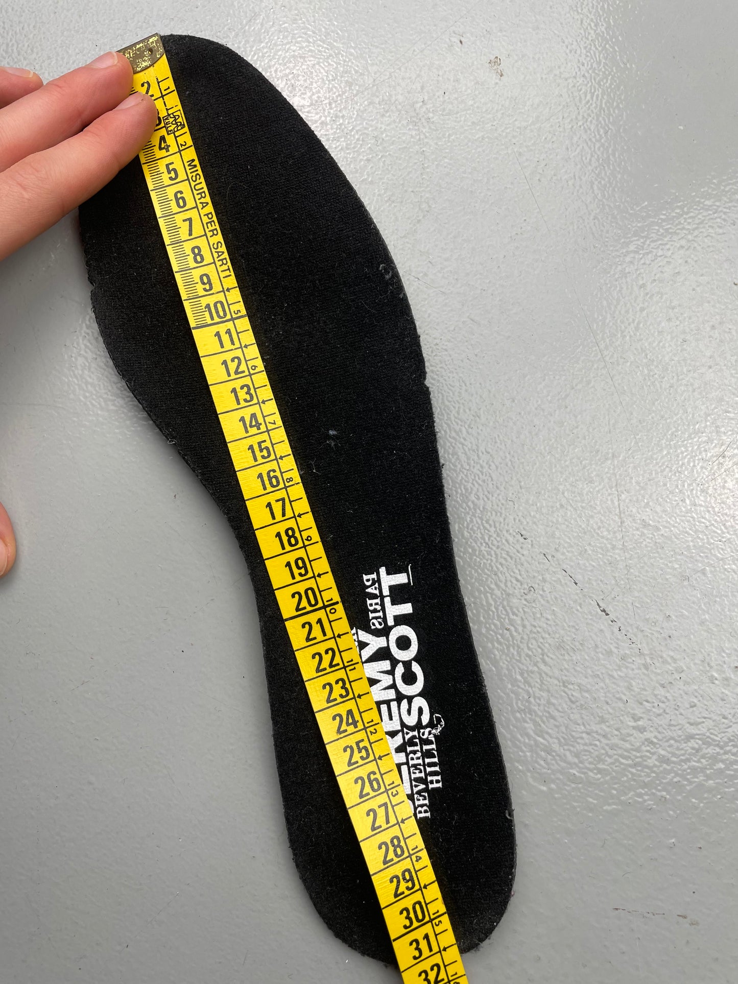 adidas Originals by Jeremy Scott 2022 JS Wings 4.0 (black) - size 48 2/3