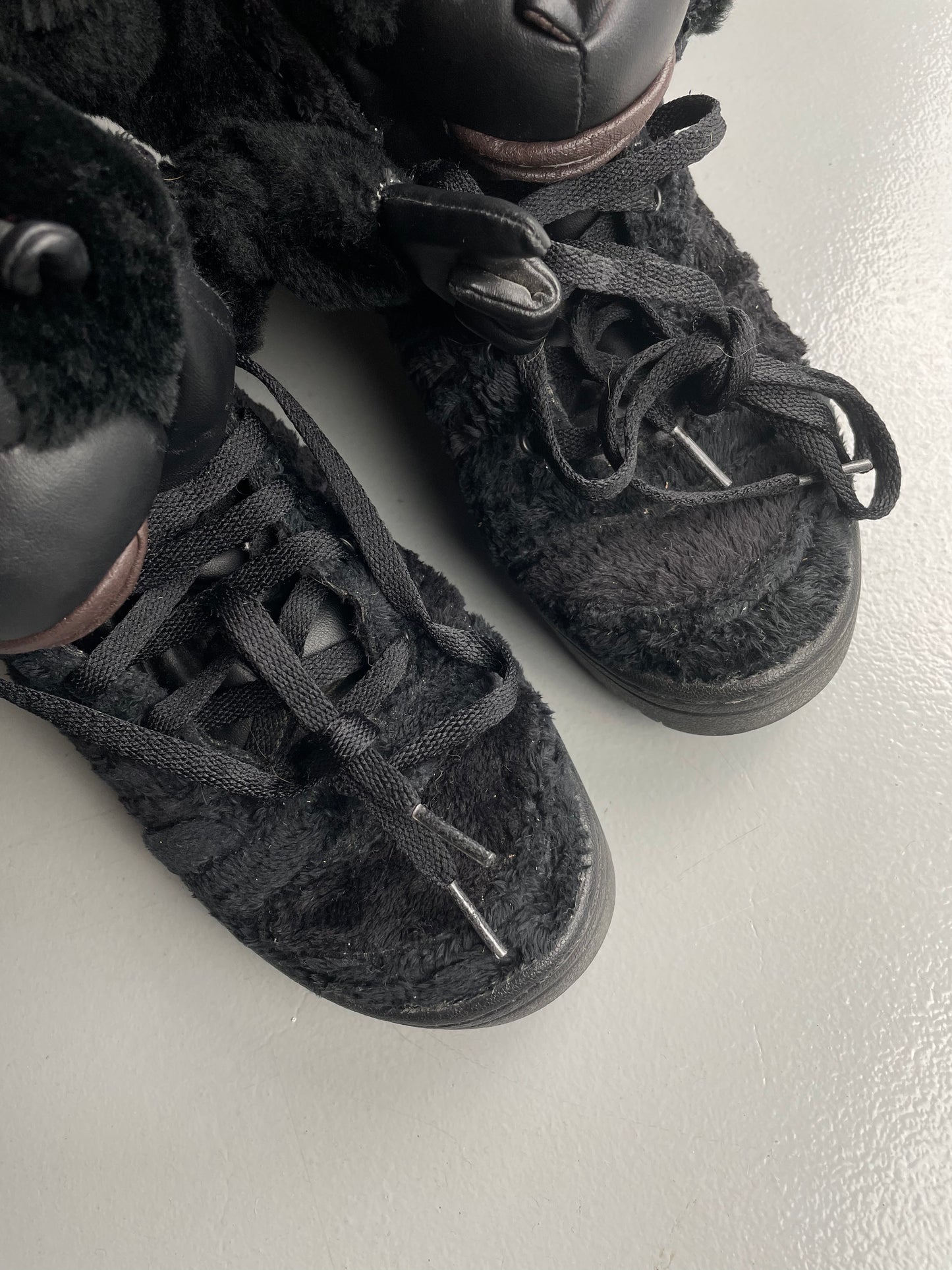 adidas Originals by Jeremy Scott S/S 2013 JS Gorilla - size 39 1/3