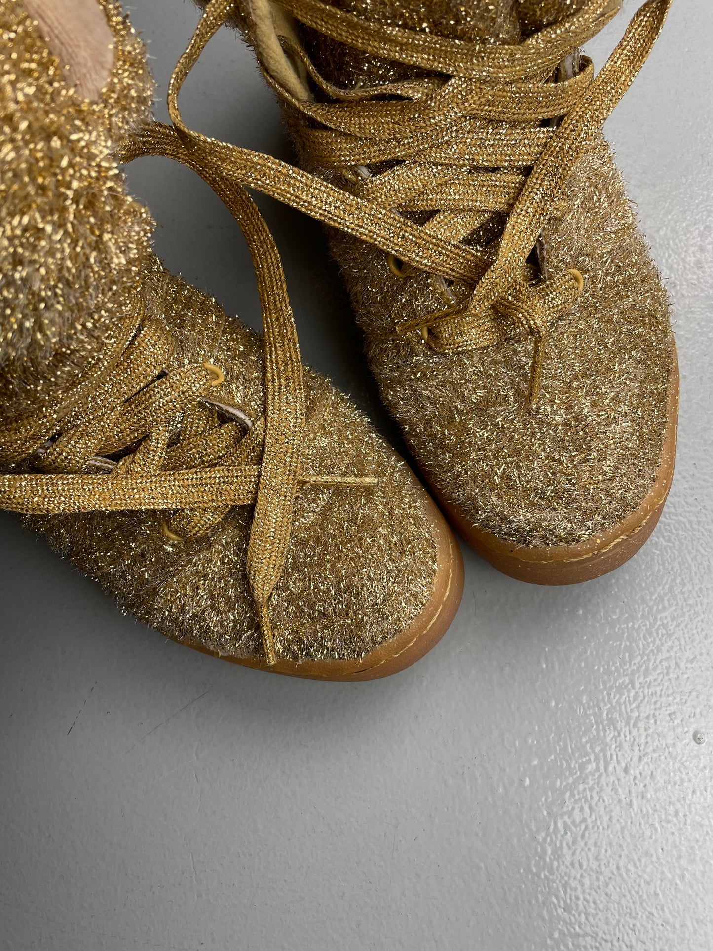 adidas Originals by Jeremy Scott A/W 2013 JS Bear "Tinsel Gold" - size 37 1/3