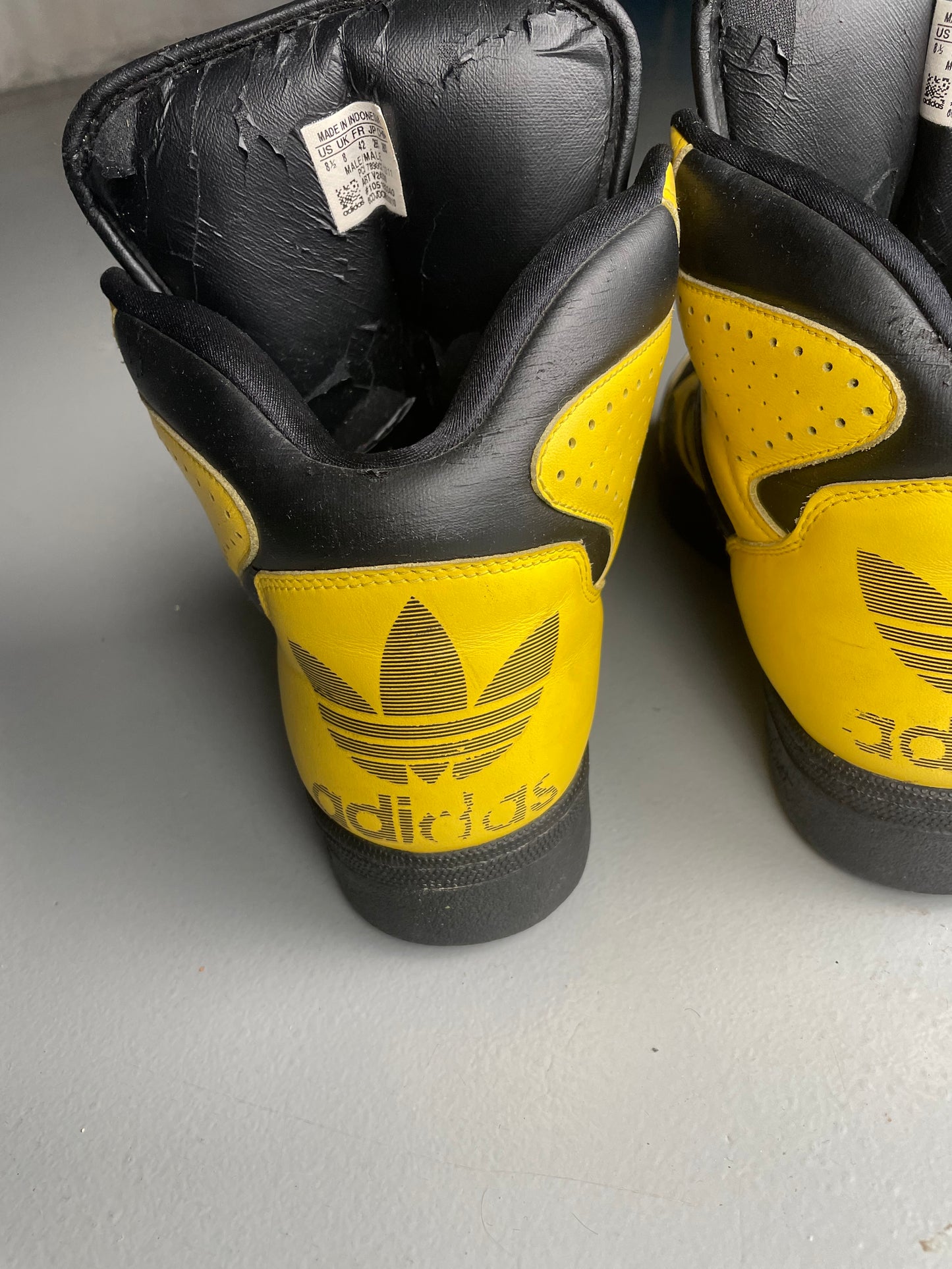 adidas Originals by Jeremy Scott S/S 2012 JS Instinct Hi (black/yellow) - size 42