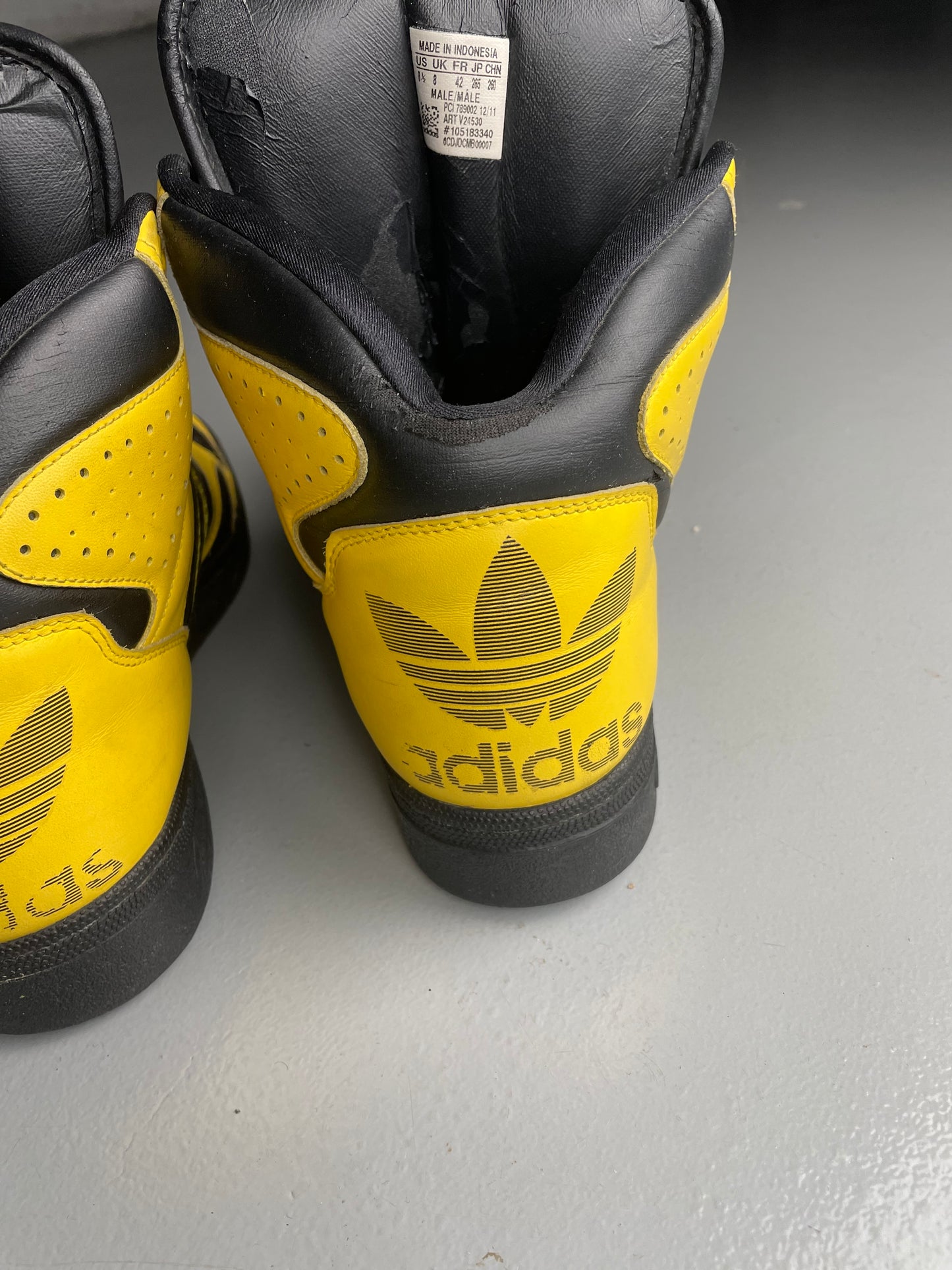 adidas Originals by Jeremy Scott S/S 2012 JS Instinct Hi (black/yellow) - size 42