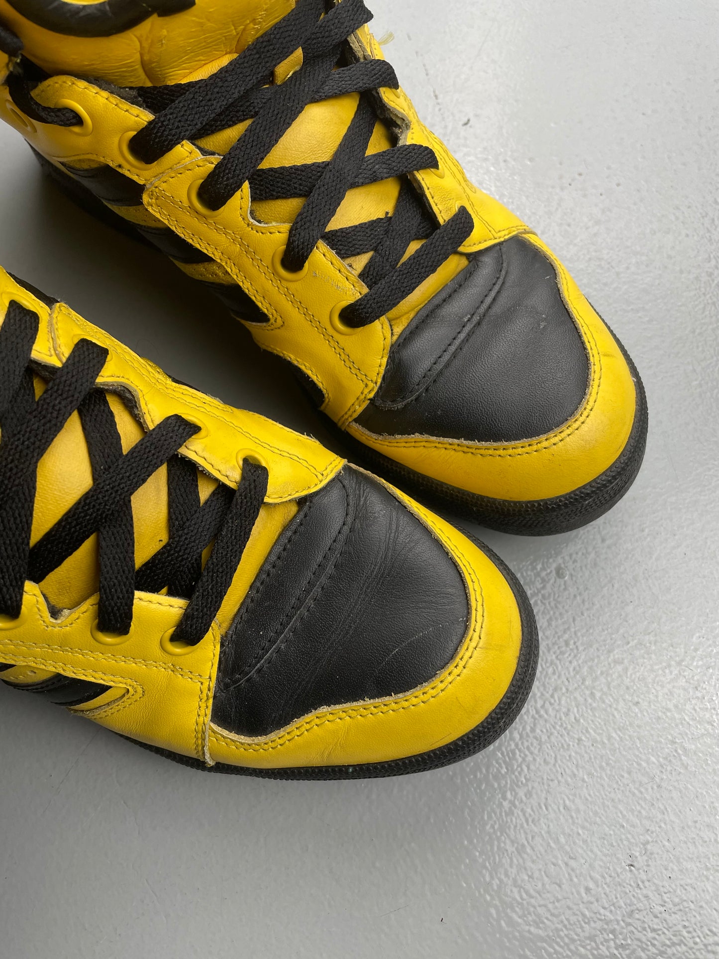 adidas Originals by Jeremy Scott S/S 2012 JS Instinct Hi (black/yellow) - size 42