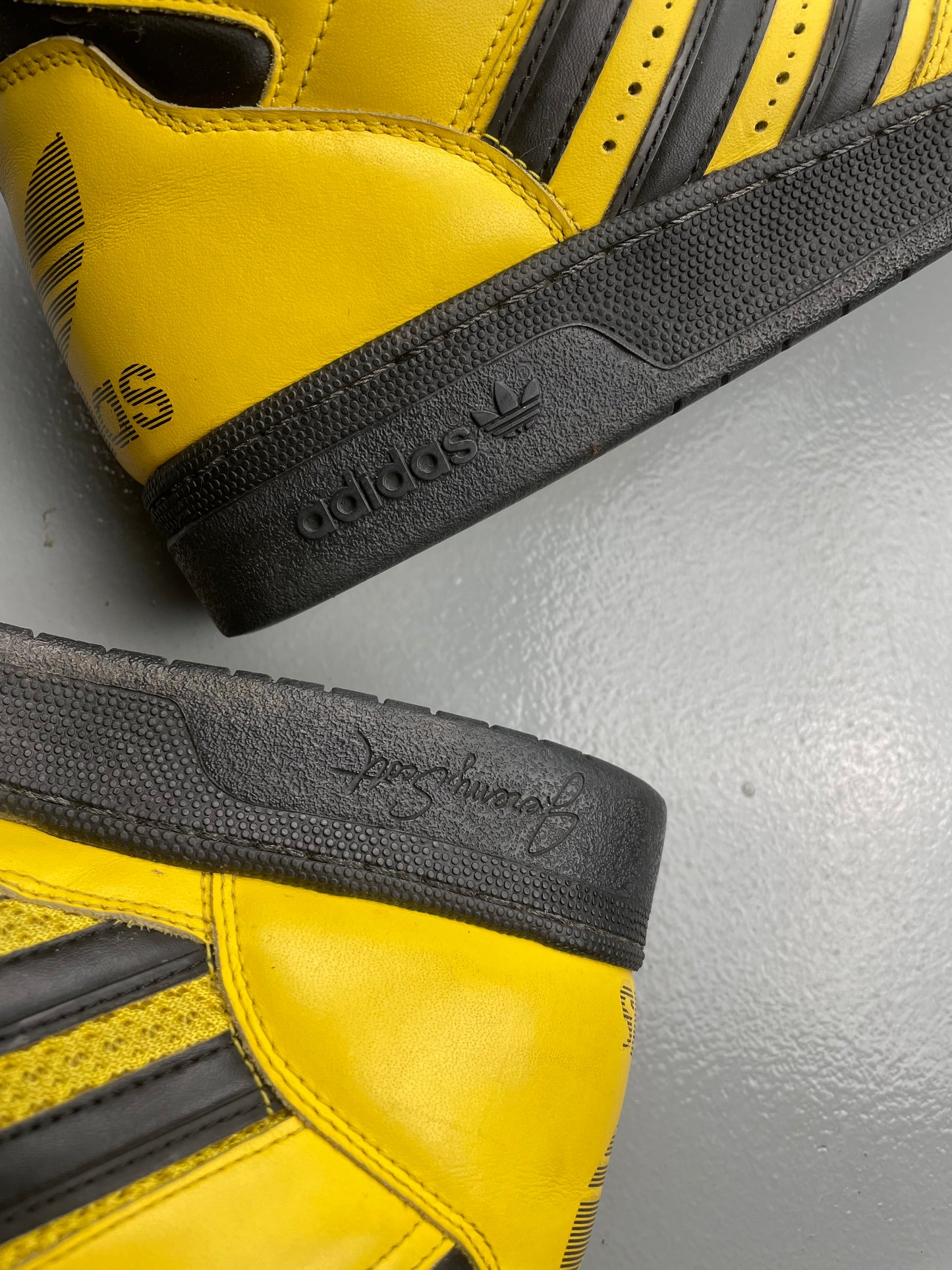 adidas Originals by Jeremy Scott S/S 2012 JS Instinct Hi (black/yellow) - size 42