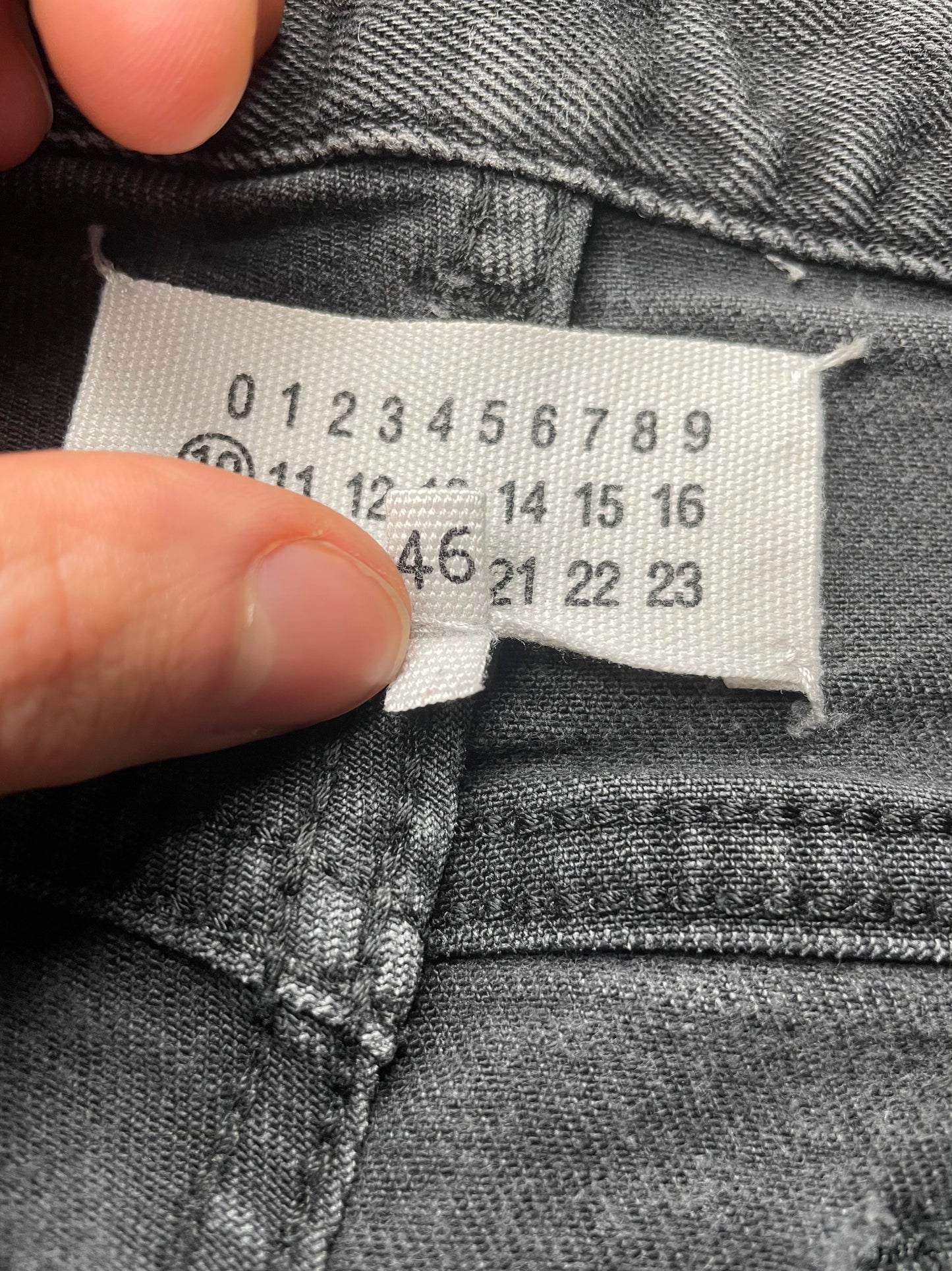 Maison Martin Margiela A/W 2015 slim fit jeans - size 46