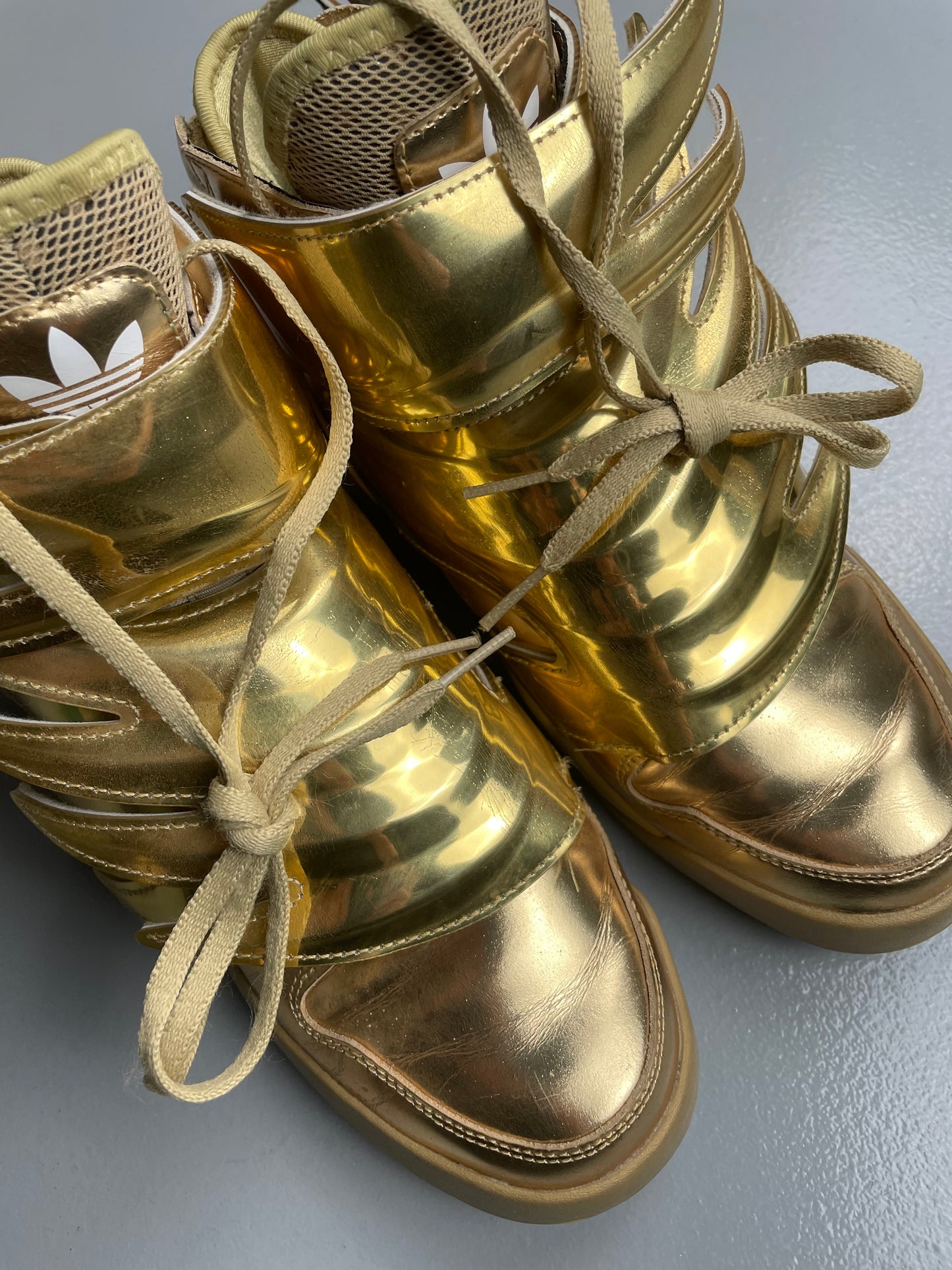 adidas Originals by Jeremy Scott S/S 2015 JS Wings 3.0 (Gold) - size 40