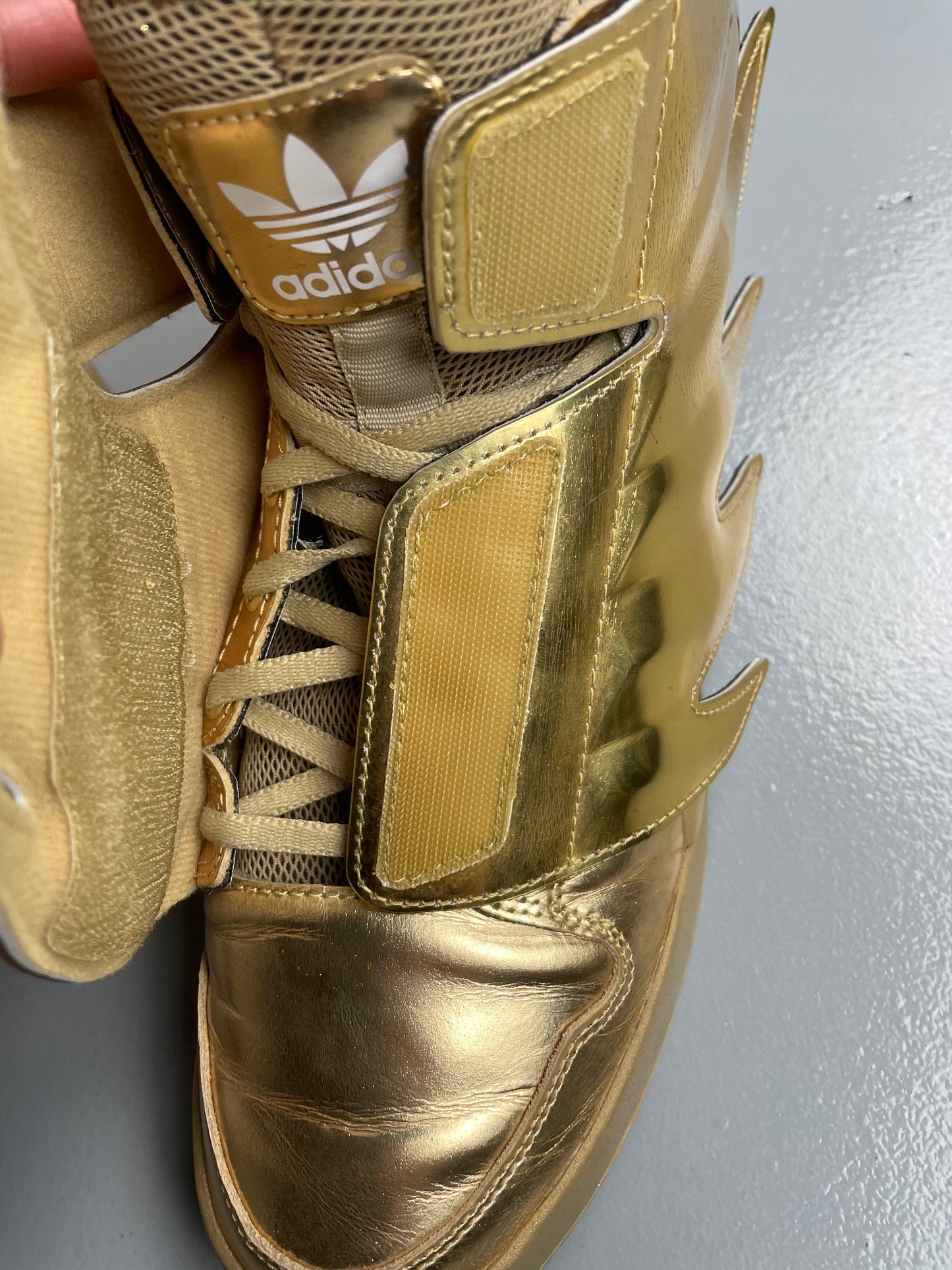 adidas Originals by Jeremy Scott S/S 2015 JS Wings 3.0 (Gold) - size 40