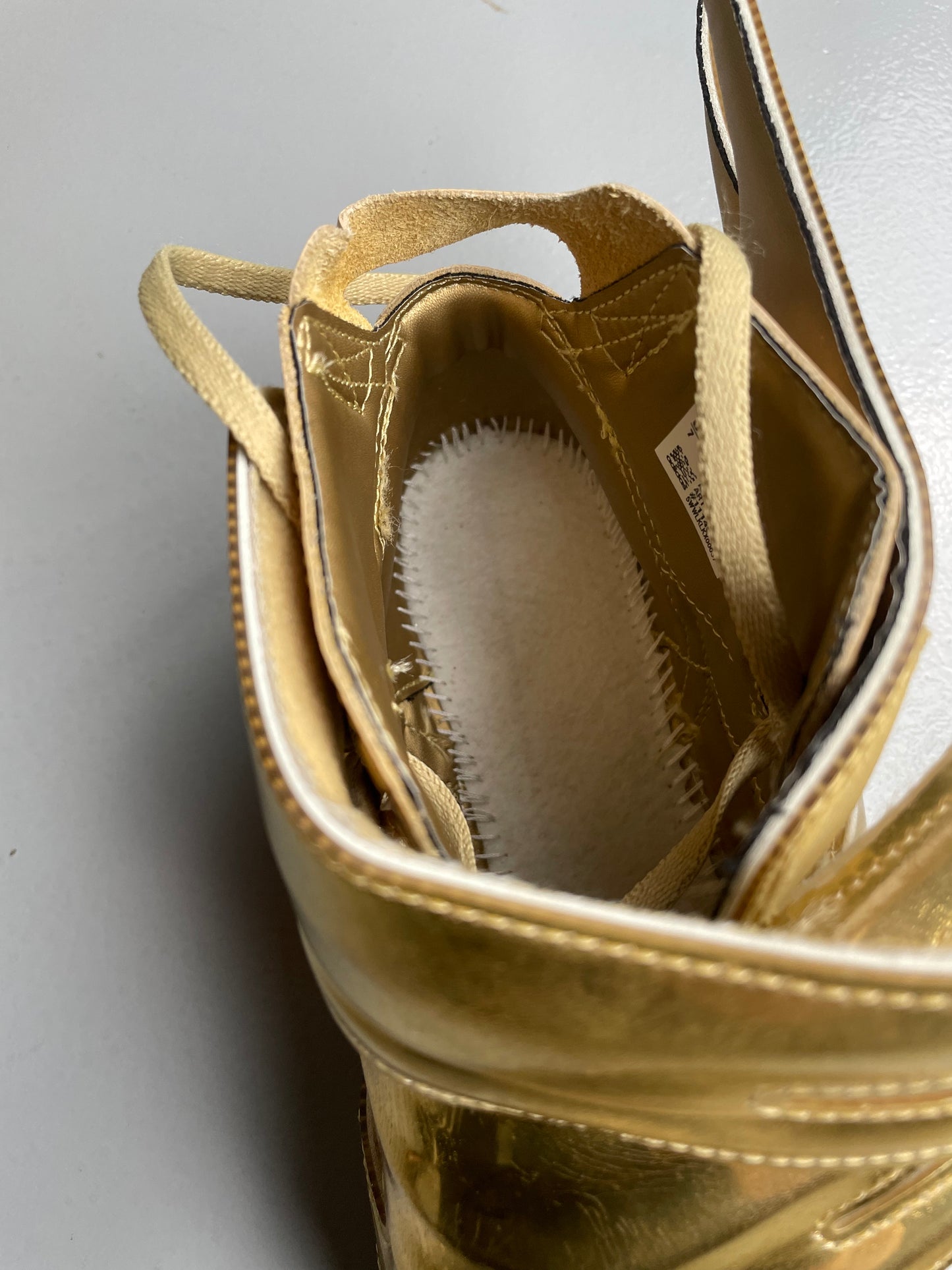 adidas Originals by Jeremy Scott S/S 2015 JS Wings 3.0 (Gold) - size 40