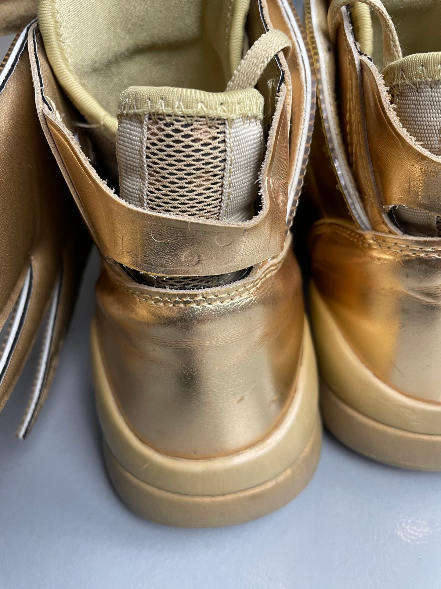 adidas Originals by Jeremy Scott S/S 2015 JS Wings 3.0 (Gold) - size 40