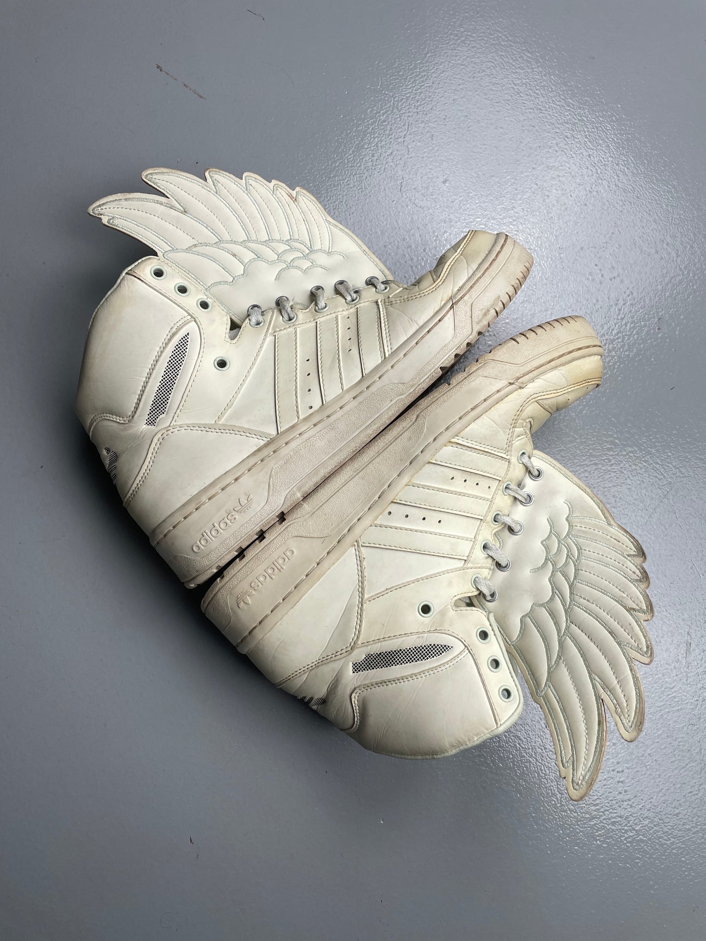 adidas Originals by Jeremy Scott S/S 2011 JS Wings Glow In The Dark - size 44