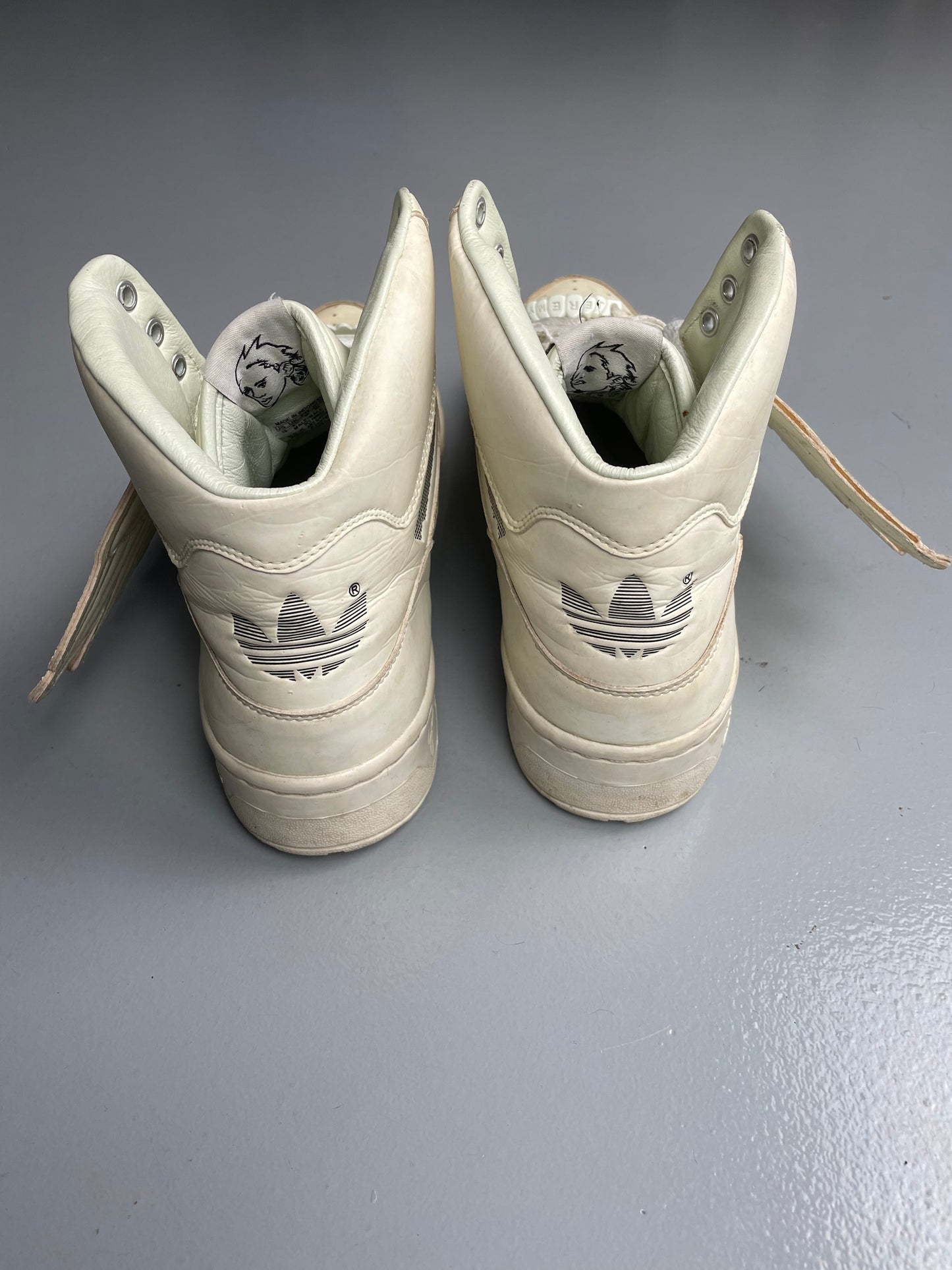 adidas Originals by Jeremy Scott S/S 2011 JS Wings Glow In The Dark - size 44