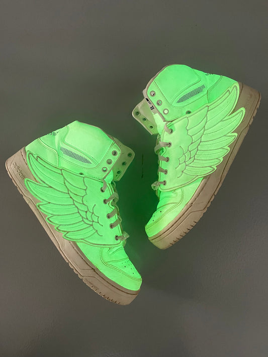 adidas Originals by Jeremy Scott S/S 2011 JS Wings Glow In The Dark - size 44