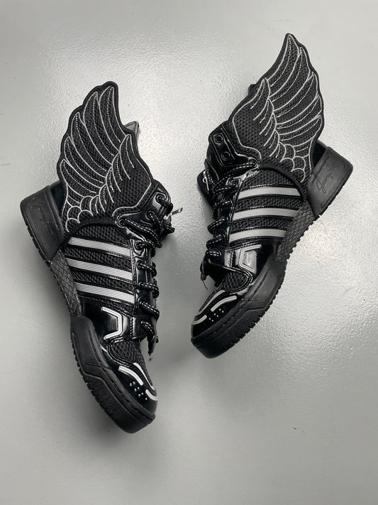 adidas Originals by Jeremy Scott A/W 2015 JS Wings 2.0 Mesh (black) - size 44
