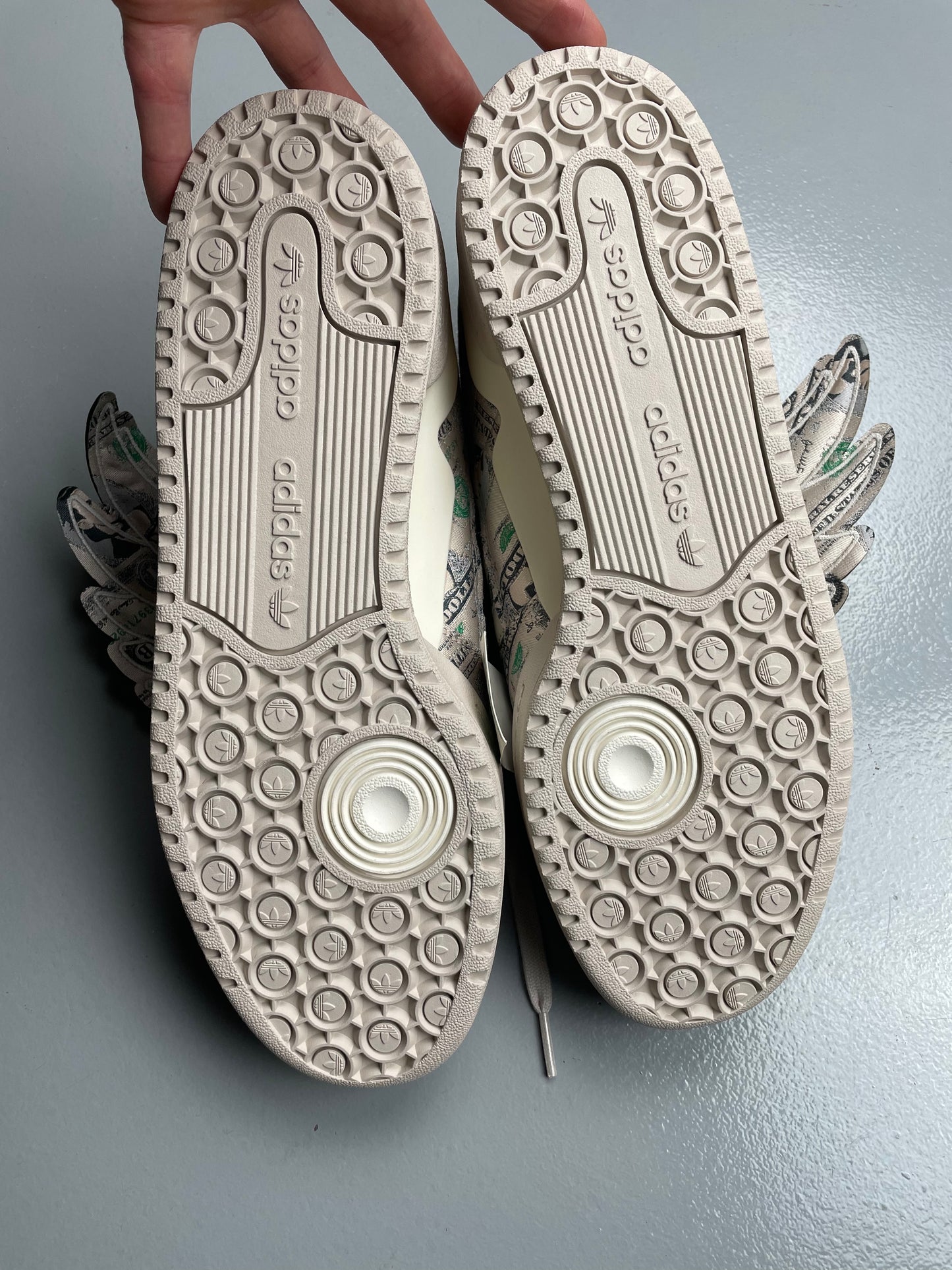 2021 sample adidas Originals by Jeremy Scott JS Forum Money Lo - size 45 1/3