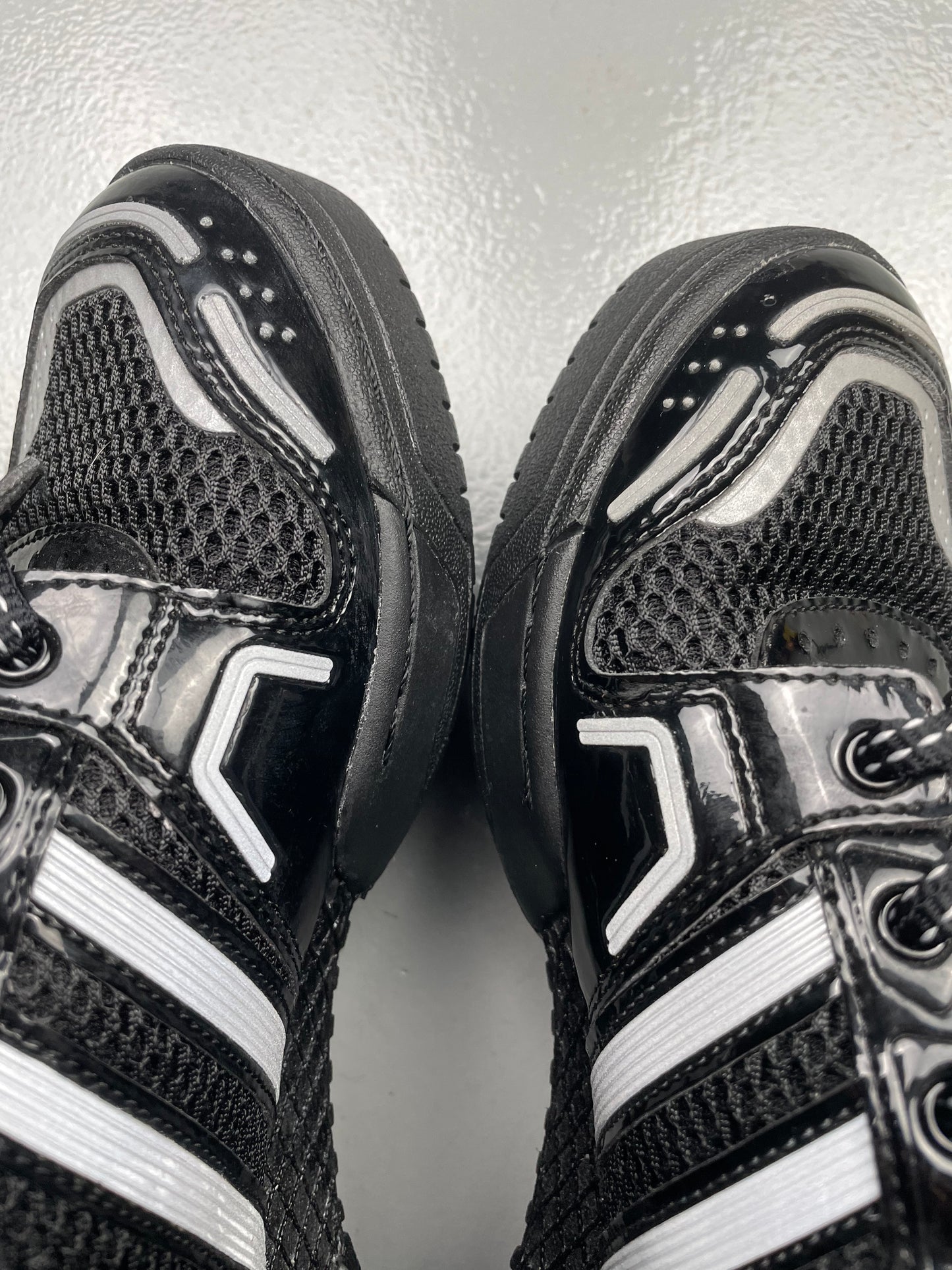 adidas Originals by Jeremy Scott A/W 2015 JS Wings 2.0 Mesh (black) - size 44