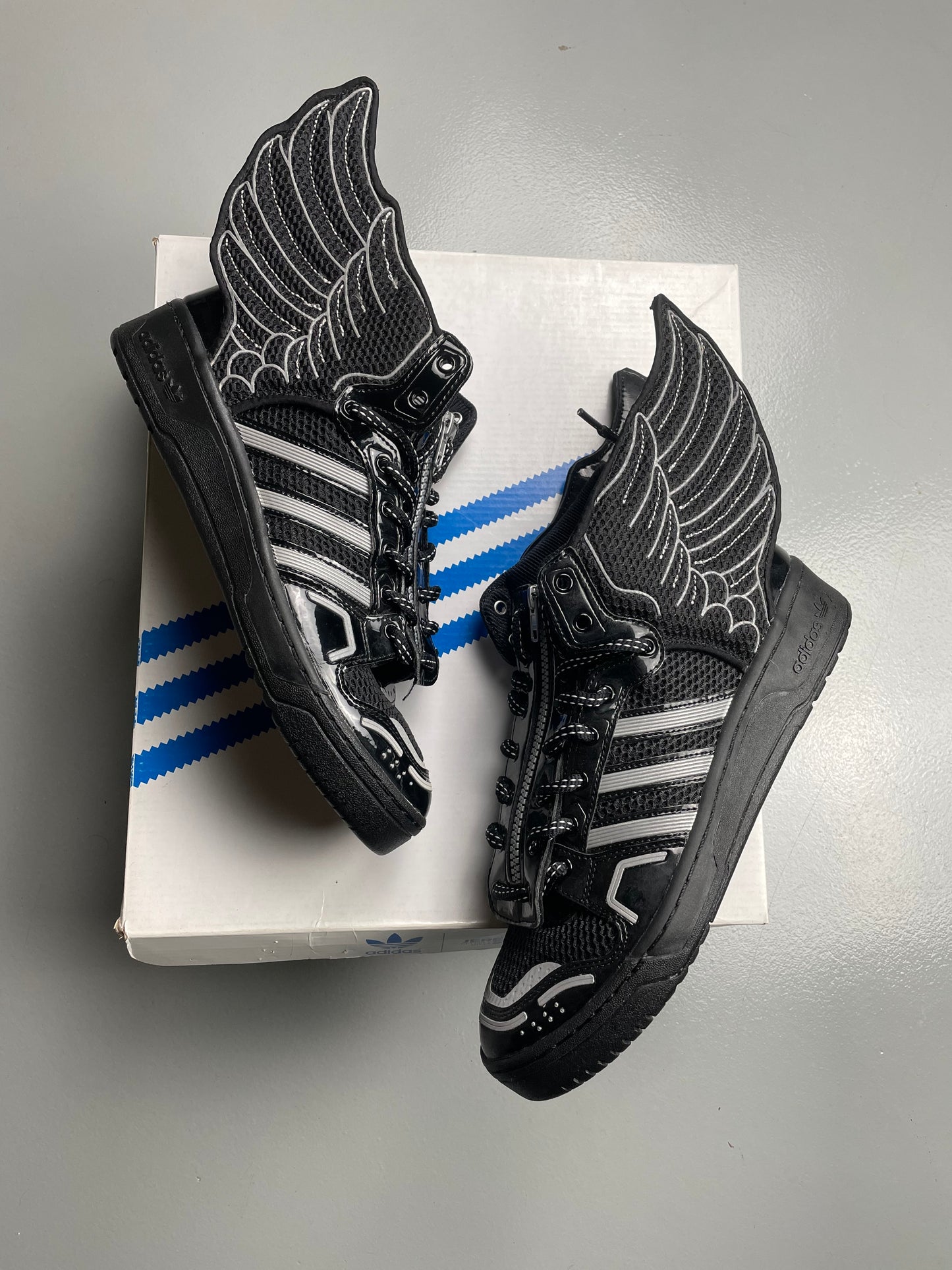 adidas Originals by Jeremy Scott A/W 2015 JS Wings 2.0 Mesh (black) - size 44