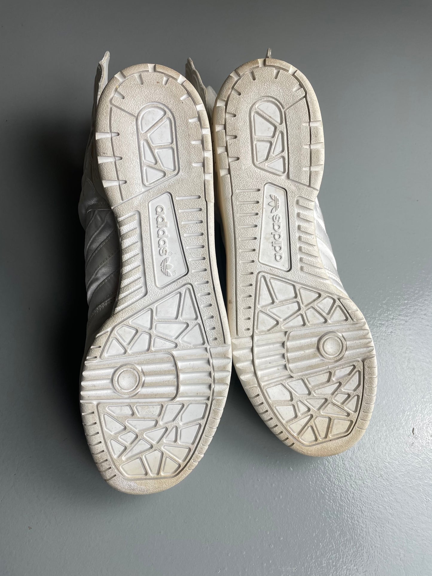 adidas Originals by Jeremy Scott X 2NE1 - A/W 2011 - JS Wings 2.0 "Satin" - size 42
