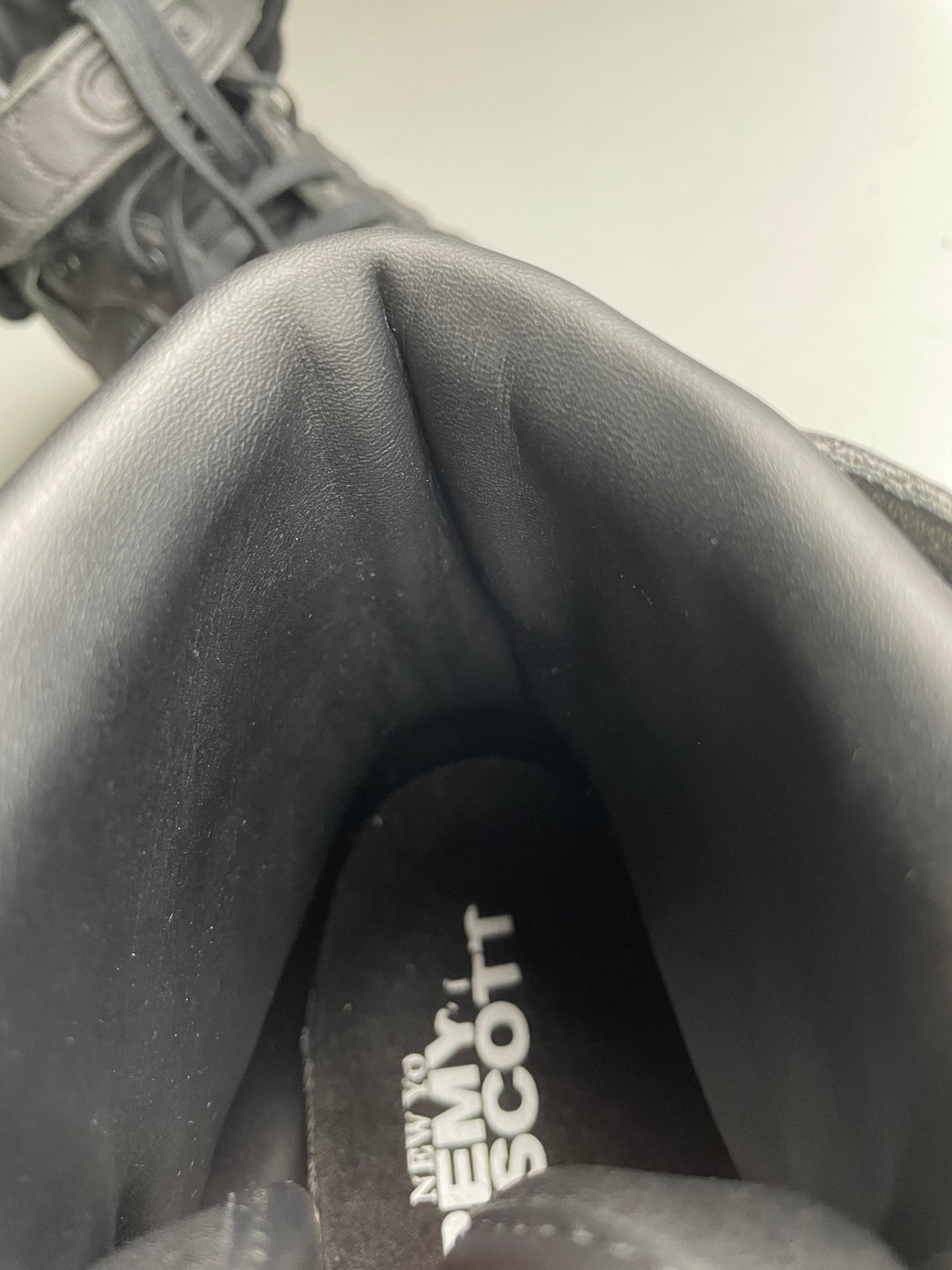 adidas Originals by Jeremy Scott 2022 JS Wings 4.0 (black) - size 46 2/3