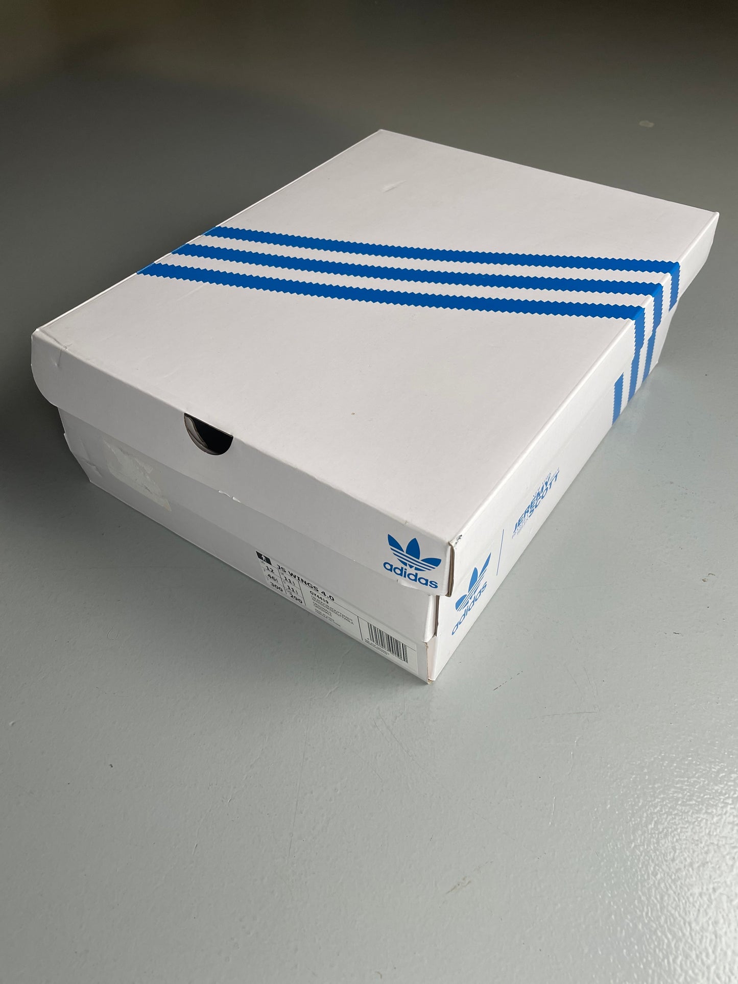 adidas Originals by Jeremy Scott 2022 JS Wings 4.0 (black) - size 46 2/3