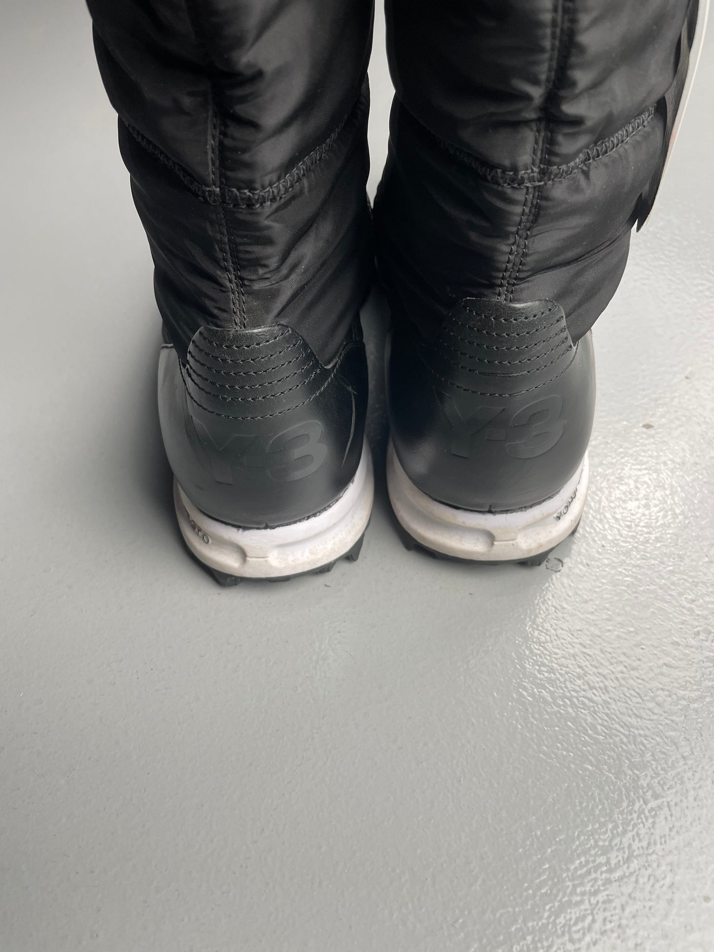 Y-3 Winter Trekker - size 41 1/3