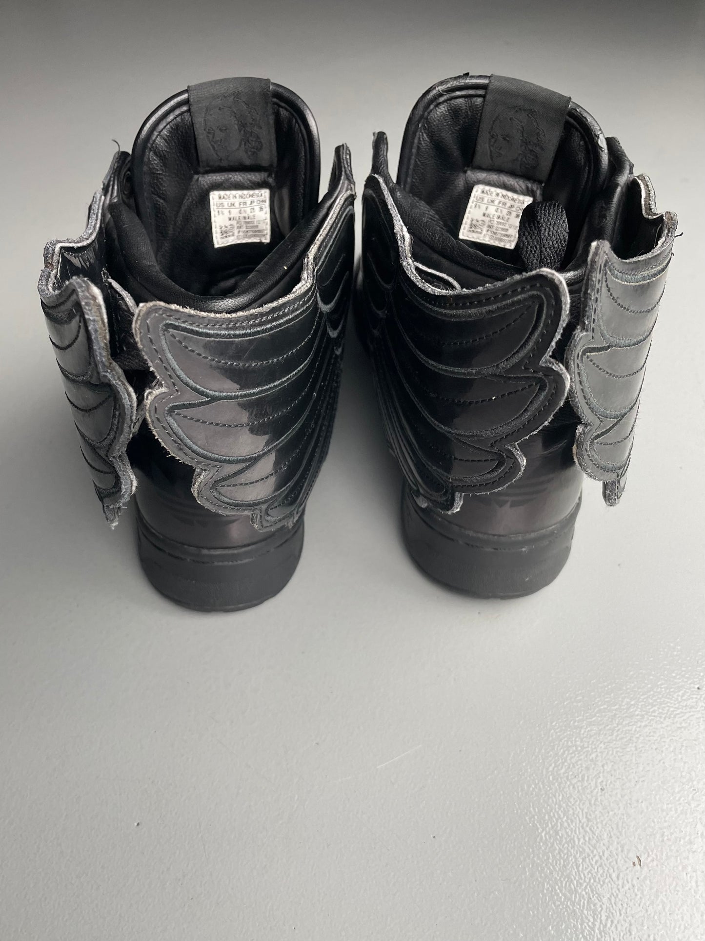 adidas Originals by Jeremy Scott S/S 2013 JS Wings 2.0 "Patent Black" - size 43 1/3