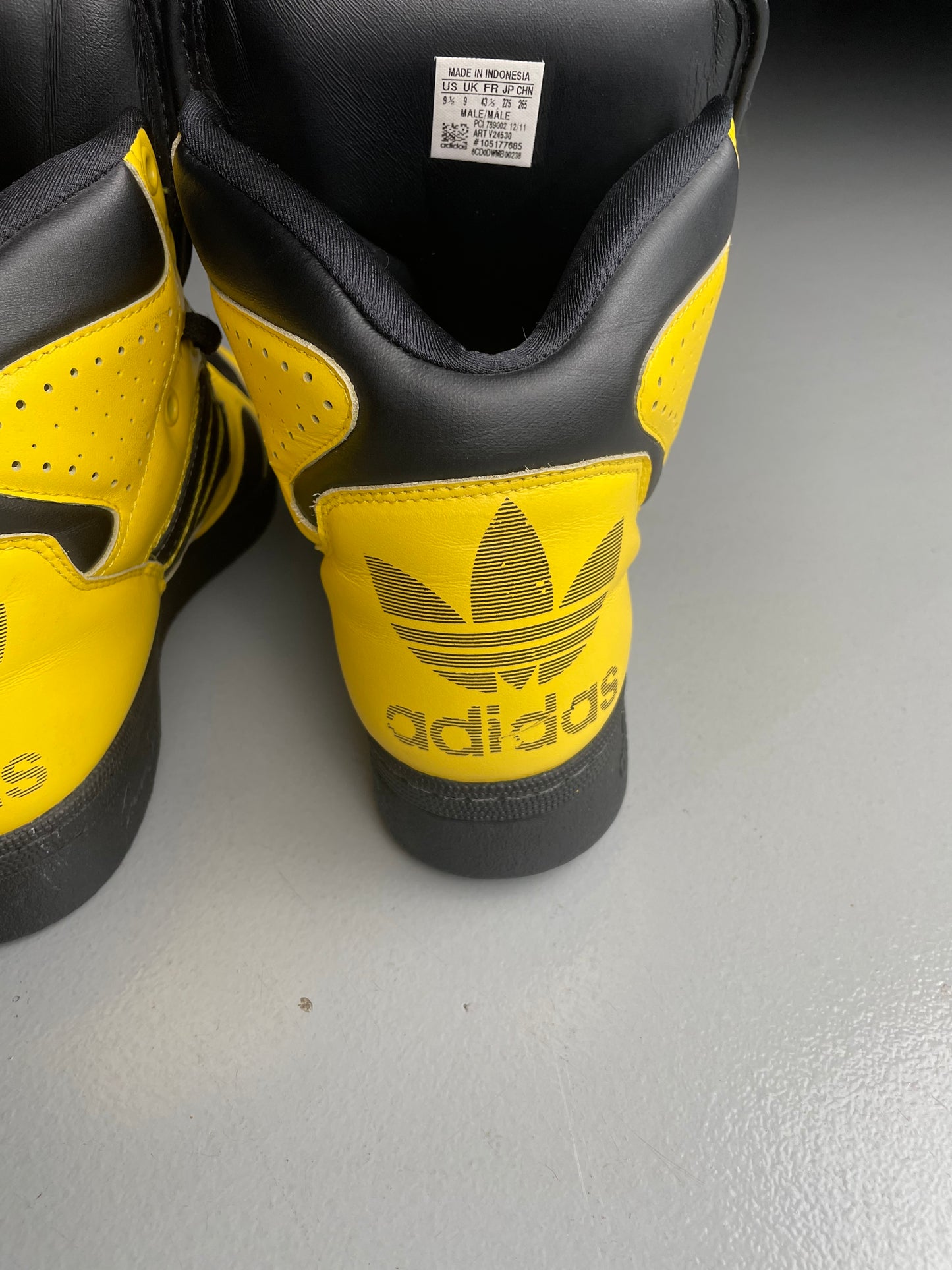 adidas Originals by Jeremy Scott S/S 2012 JS Instinct Hi (black/yellow) - size 43 1/3