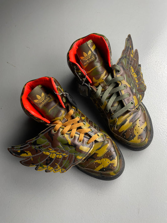 adidas Originals by Jeremy Scott A/W 2011 JS Wings Camo - size 41 1/3