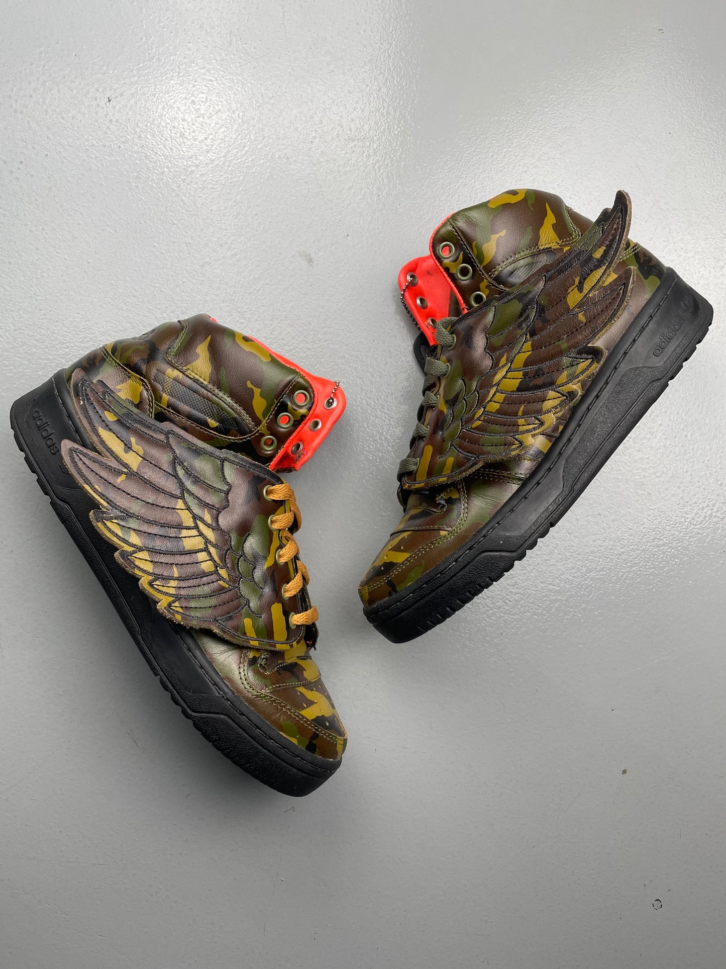 adidas Originals by Jeremy Scott A/W 2011 JS Wings Camo - size 41 1/3