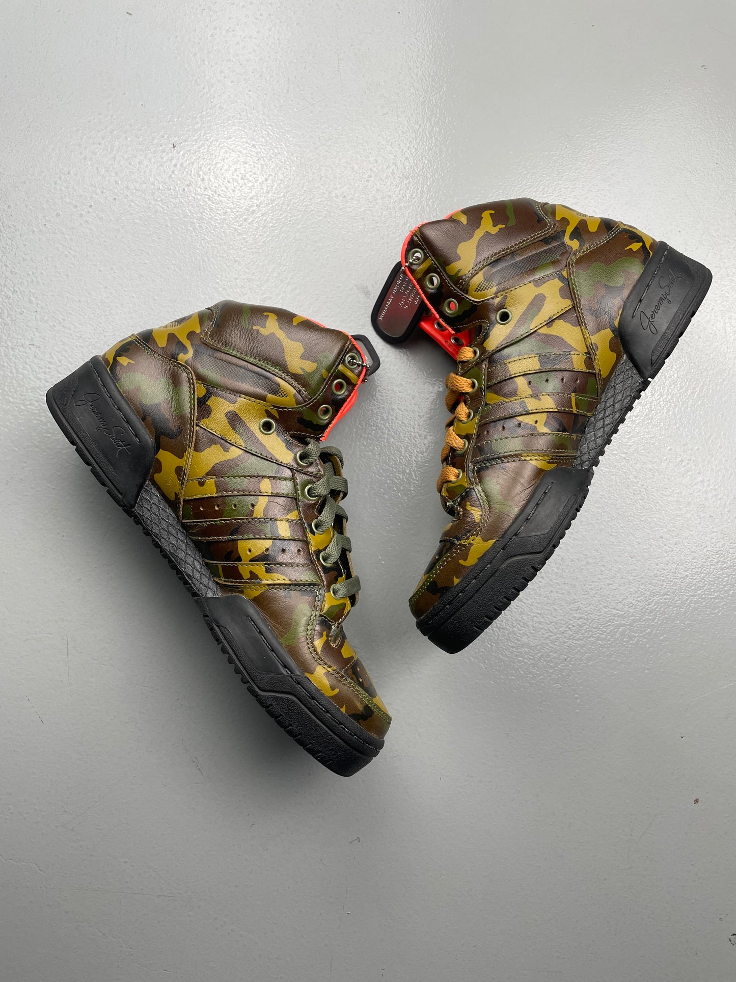 adidas Originals by Jeremy Scott A/W 2011 JS Wings Camo - size 41 1/3