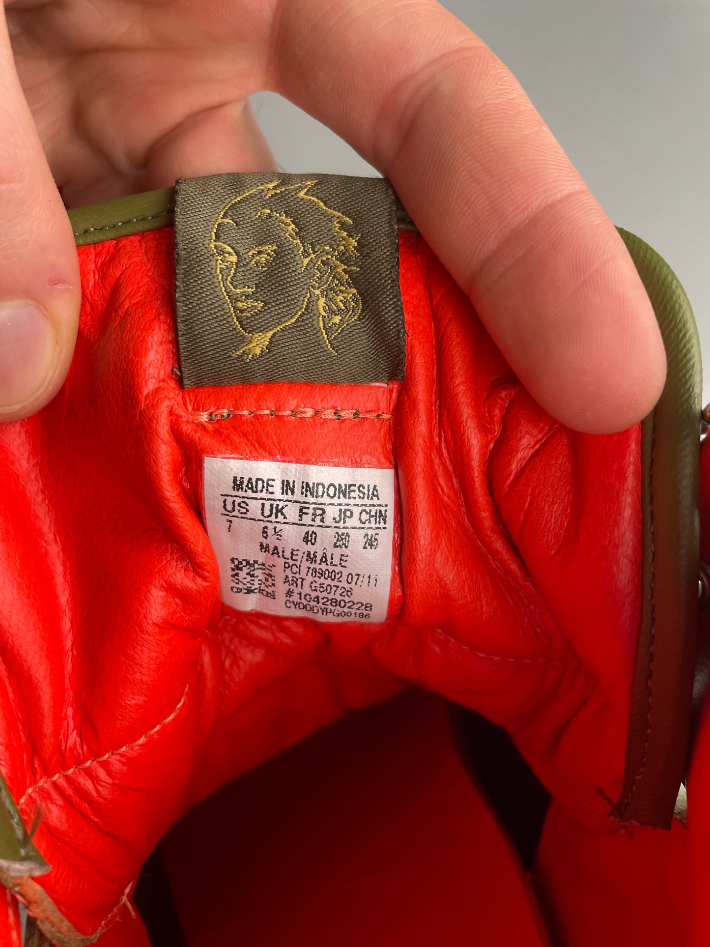 adidas Originals by Jeremy Scott A/W 2011 JS Wings Camo - size 41 1/3