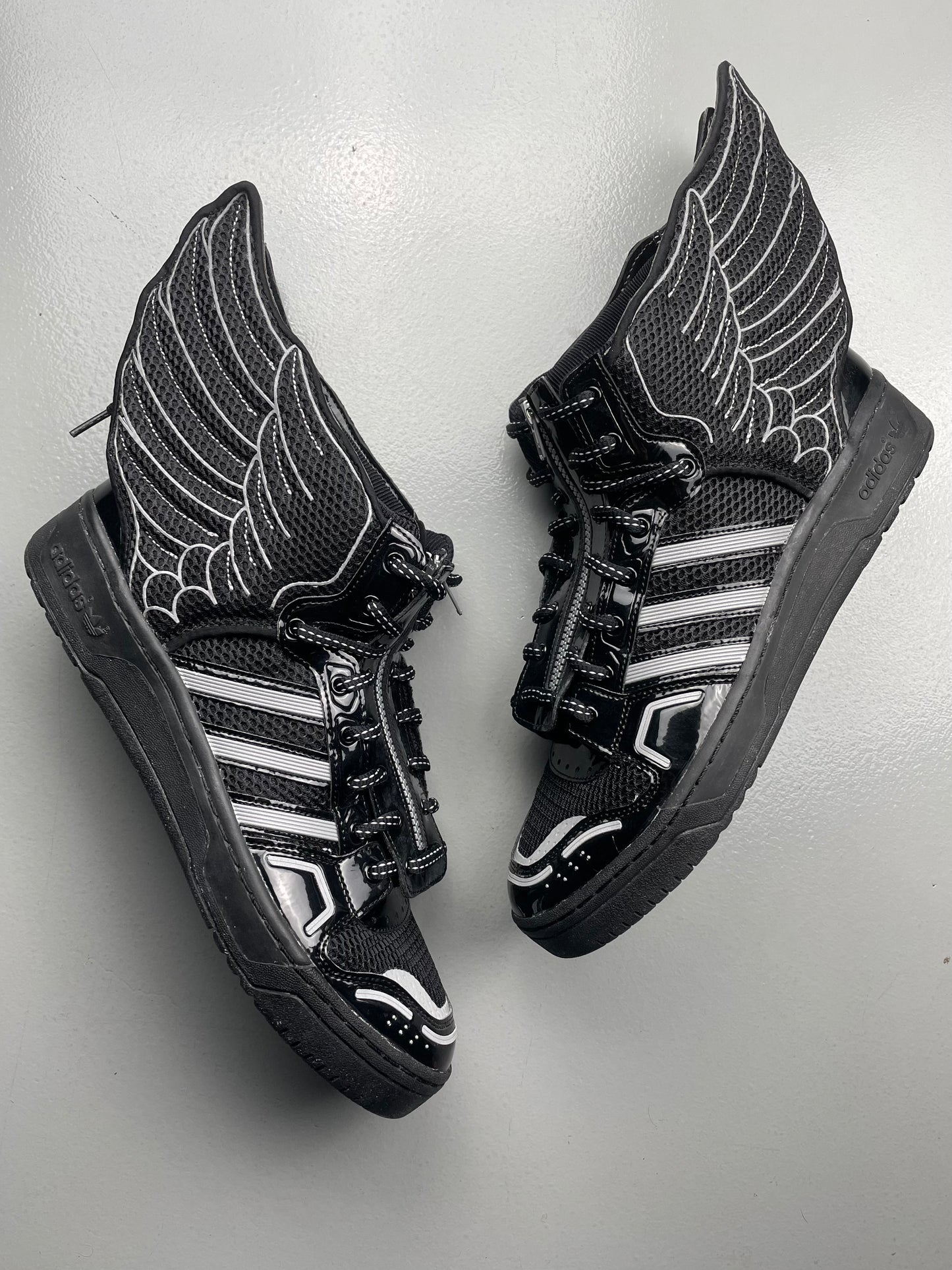 adidas Originals by Jeremy Scott A/W 2015 JS Wings 2.0 Mesh (black) - size 48
