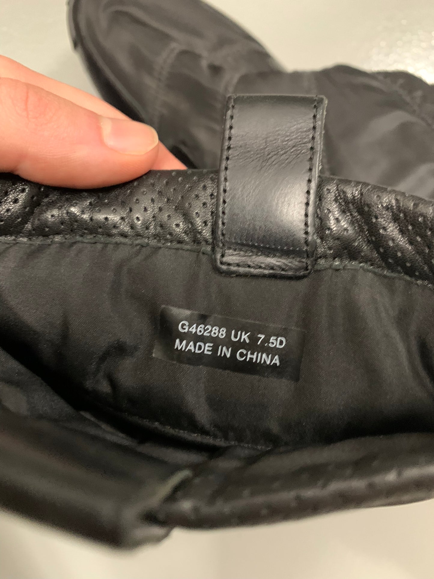 Y-3 - Winter Trekker - size 41 1/3