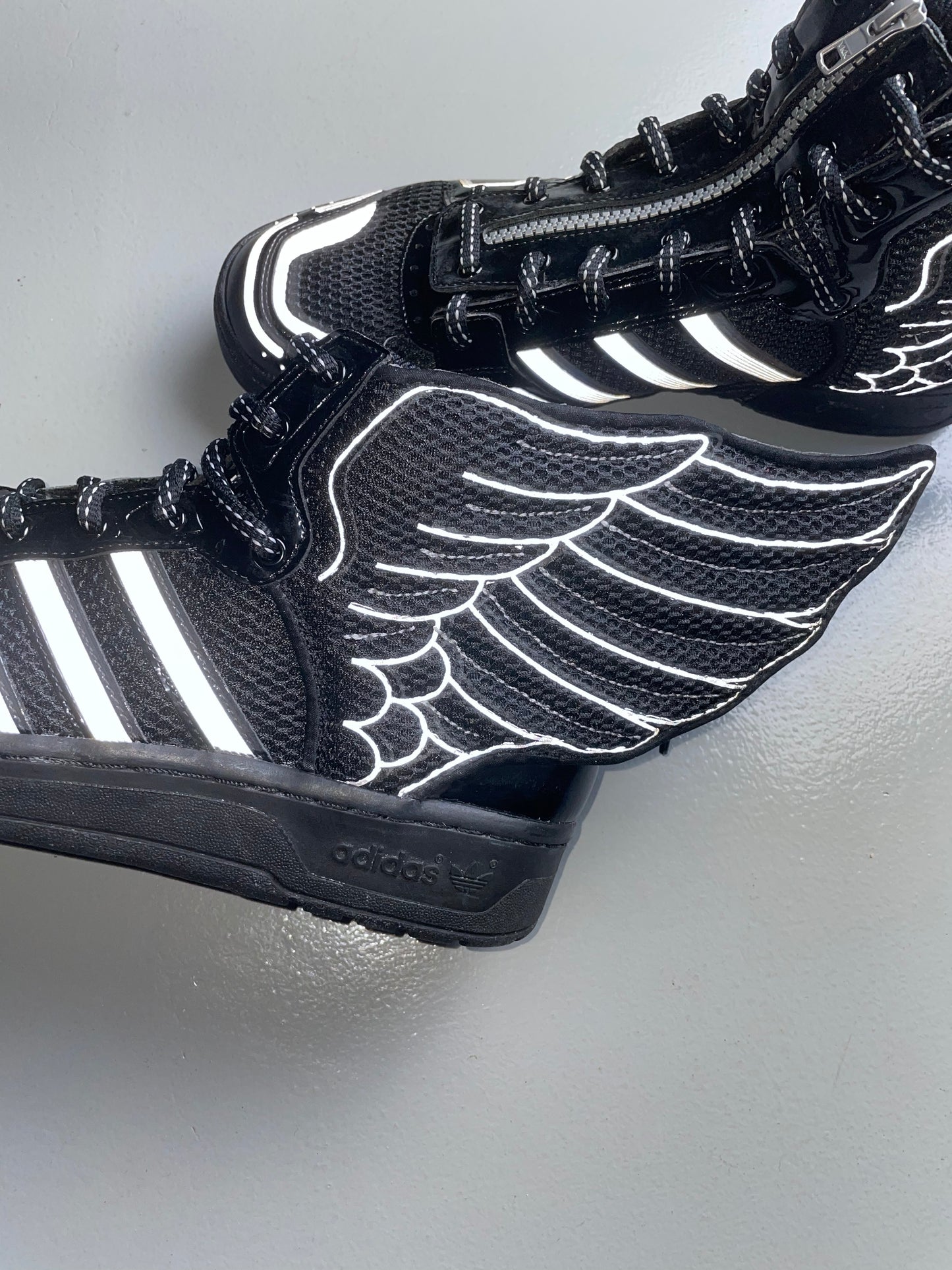 adidas Originals by Jeremy Scott A/W 2015 JS Wings 2.0 Mesh (black) - size 48