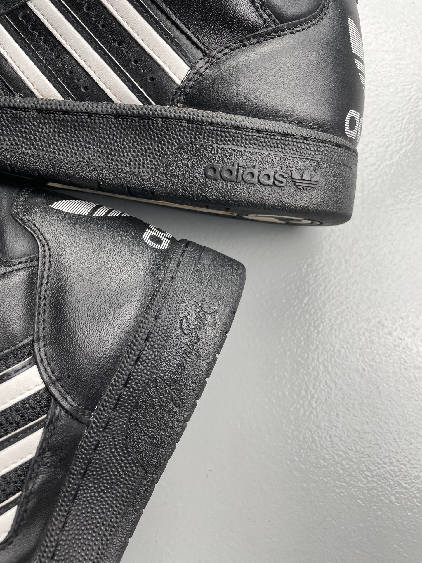 adidas Originals by Jeremy Scott A/W 2012 JS Instinct Hi (black) - size 41 1/3