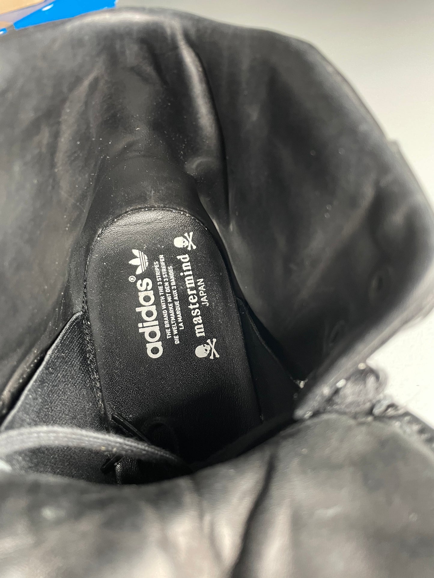 adidas Originals X Mastermind Japan 2010 Hardland Master Mind - size 44 2/3