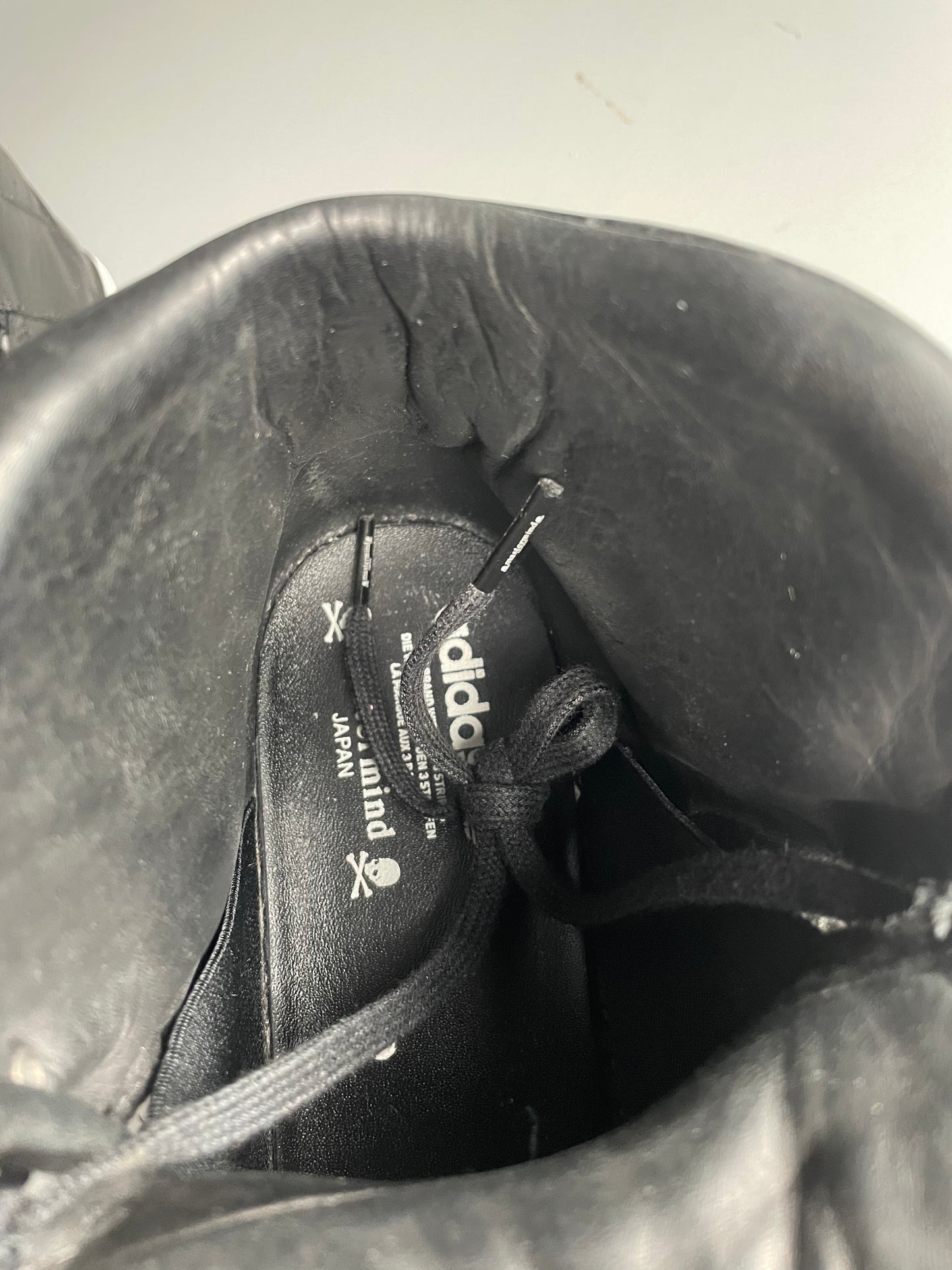 adidas Originals X Mastermind Japan 2010 Hardland Master Mind - size 44 2/3