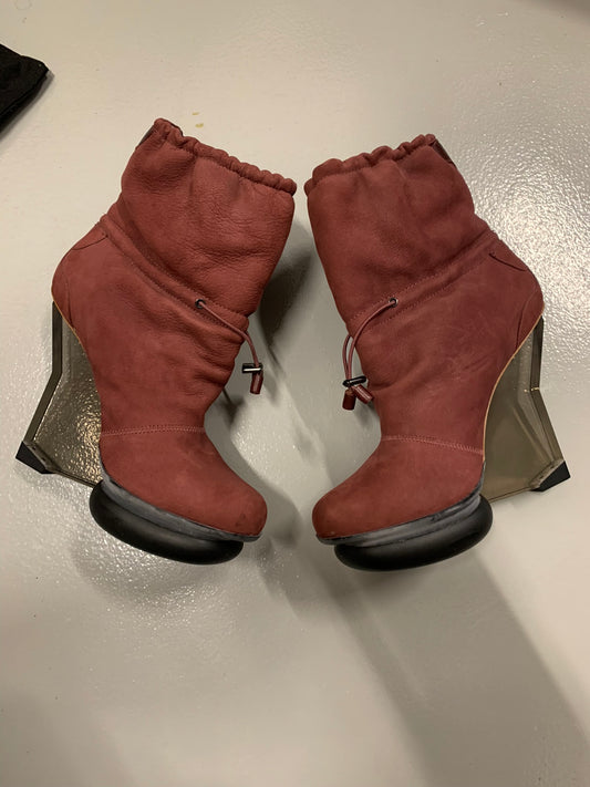 Y-3 - Arkque boots - size UK6