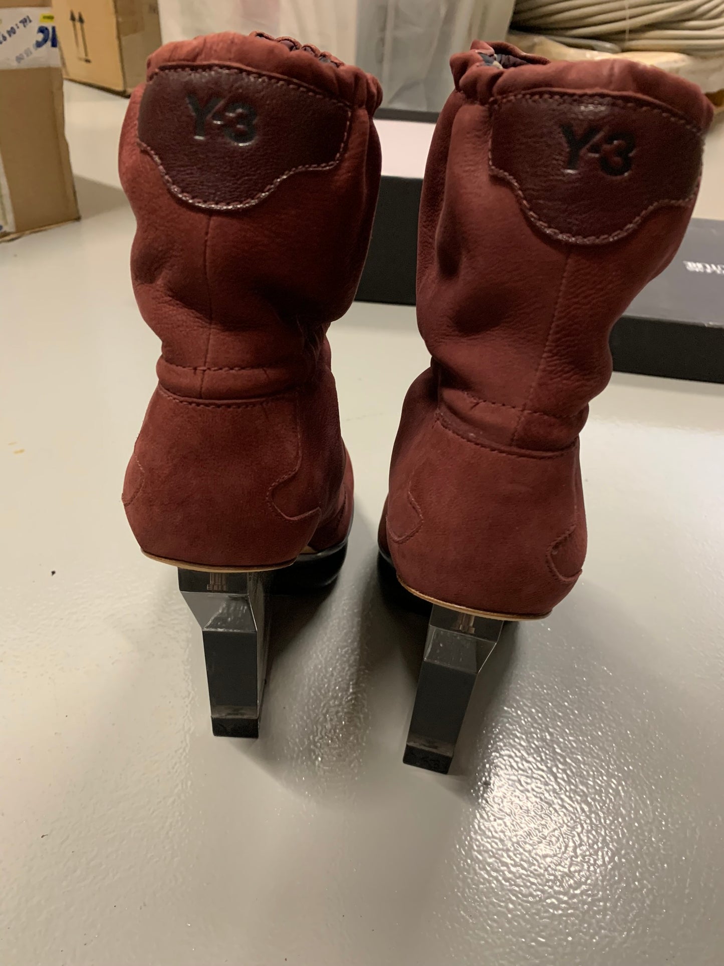 Y-3 - Arkque boots - size UK6