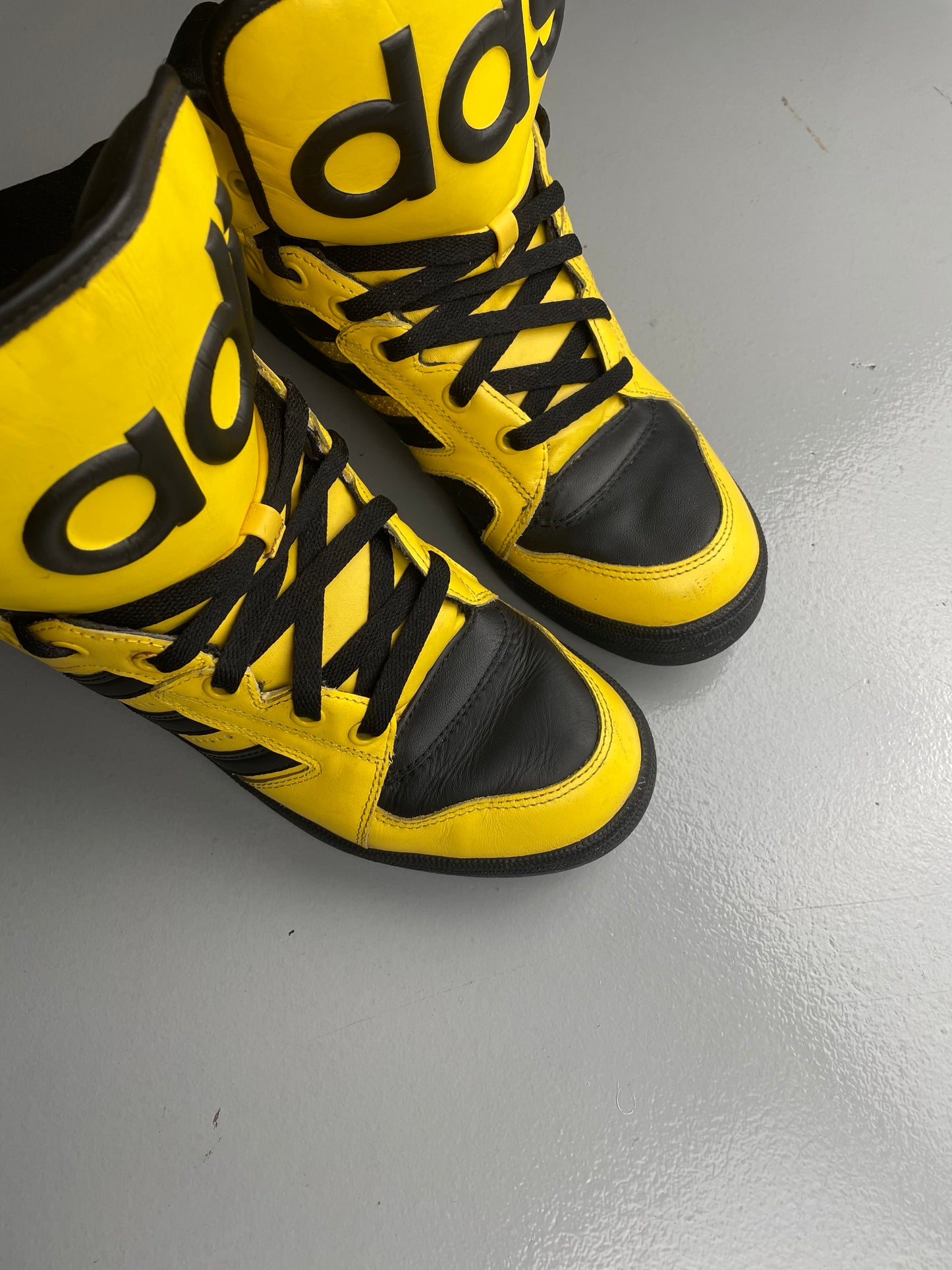 adidas Originals by Jeremy Scott S/S 2012 JS Instinct Hi (black/yellow) - size 42