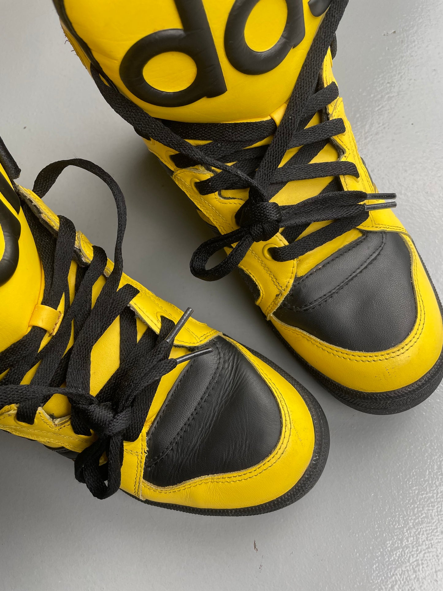 adidas Originals by Jeremy Scott S/S 2012 JS Instinct Hi (black/yellow) - size 42