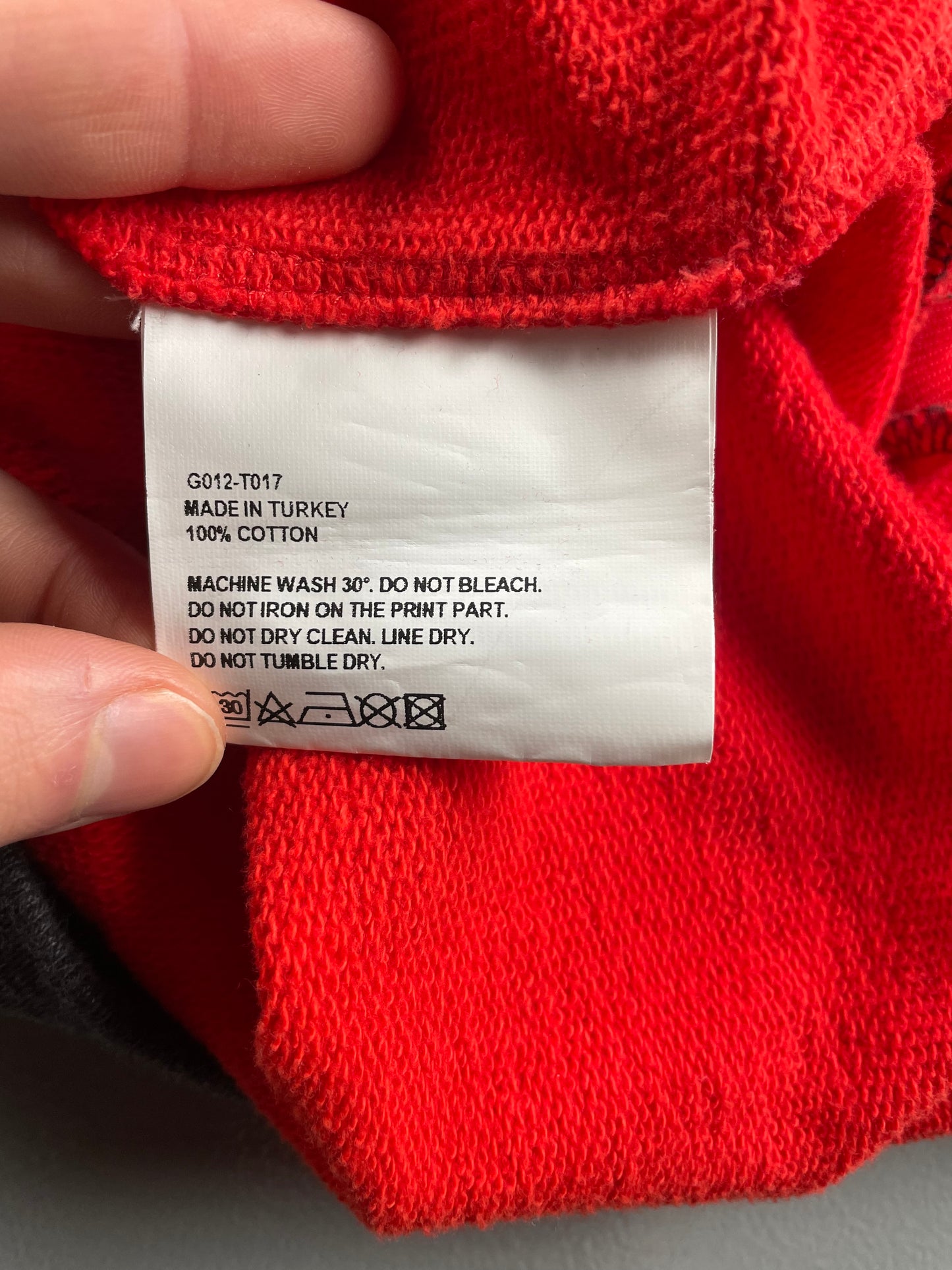 Gosha Rubchinskiy S/S 2018 split crewneck (dark grey/red) - size M