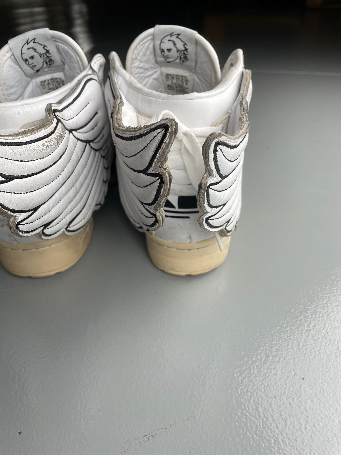 adidas Originals by Jeremy Scott A/W 2010 JS Wings 2.0 OG - size 43 1/3