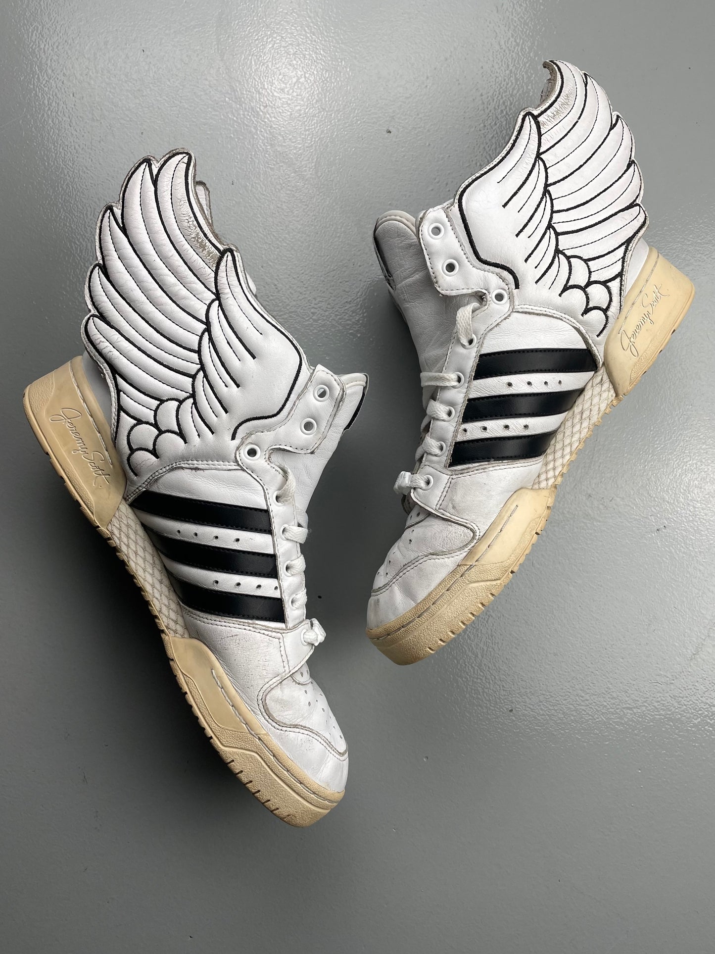 adidas Originals by Jeremy Scott A/W 2010 JS Wings 2.0 OG - size 43 1/3