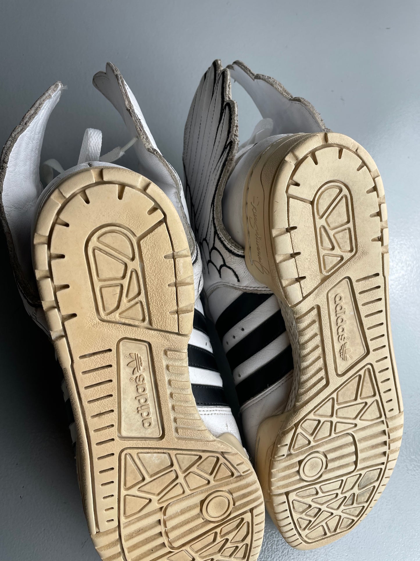 adidas Originals by Jeremy Scott A/W 2010 JS Wings 2.0 OG - size 43 1/3