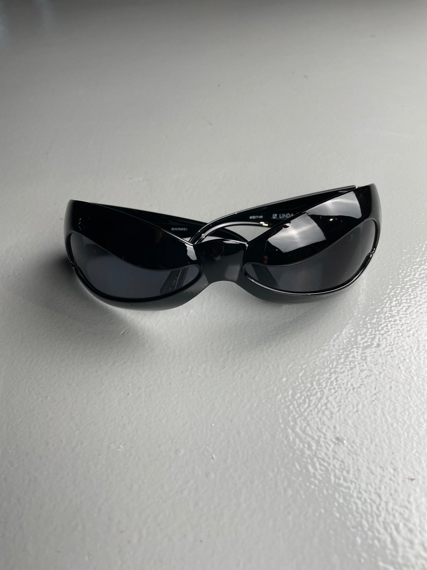 Linda Farrow X Jeremy Scott Nuwave (Black/Solid Grey)