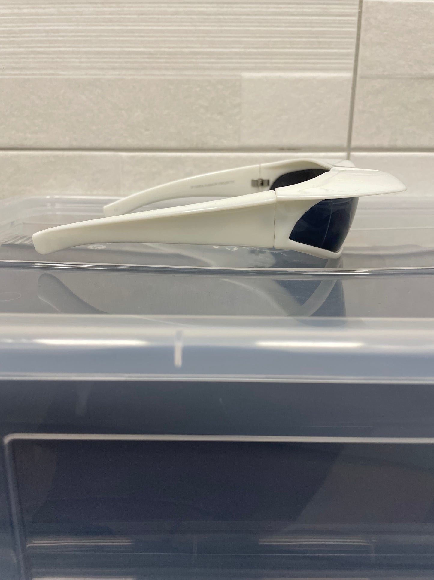 Linda Farrow X Jeremy Scott Sunviser (Ivory/Dark Grey)